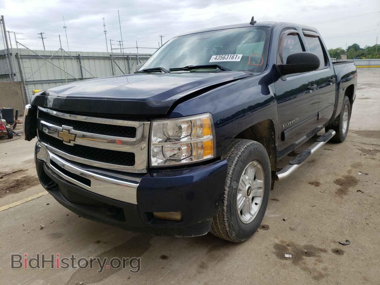 2011 CHEVROLET SILVERADO - VIN: 3GCPKSE37BG170894 - Фото 2