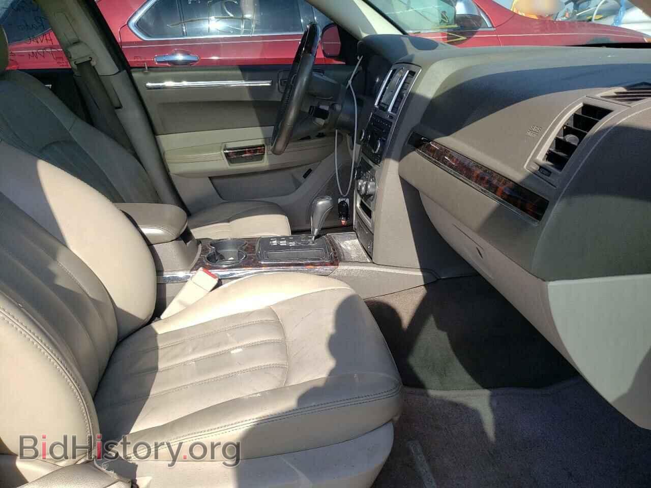 2008 CHRYSLER 300 - VIN: 2C3KA63H78H166179 - Фото 5