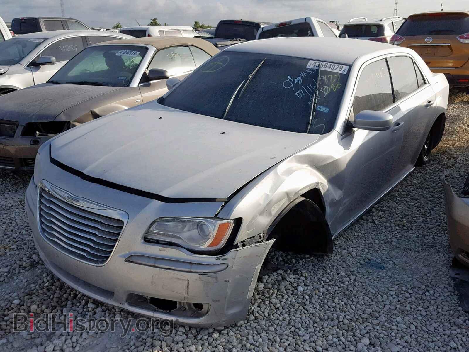 2012 CHRYSLER 300 - VIN: 2C3CCAAG1CH127088 - Фото 2