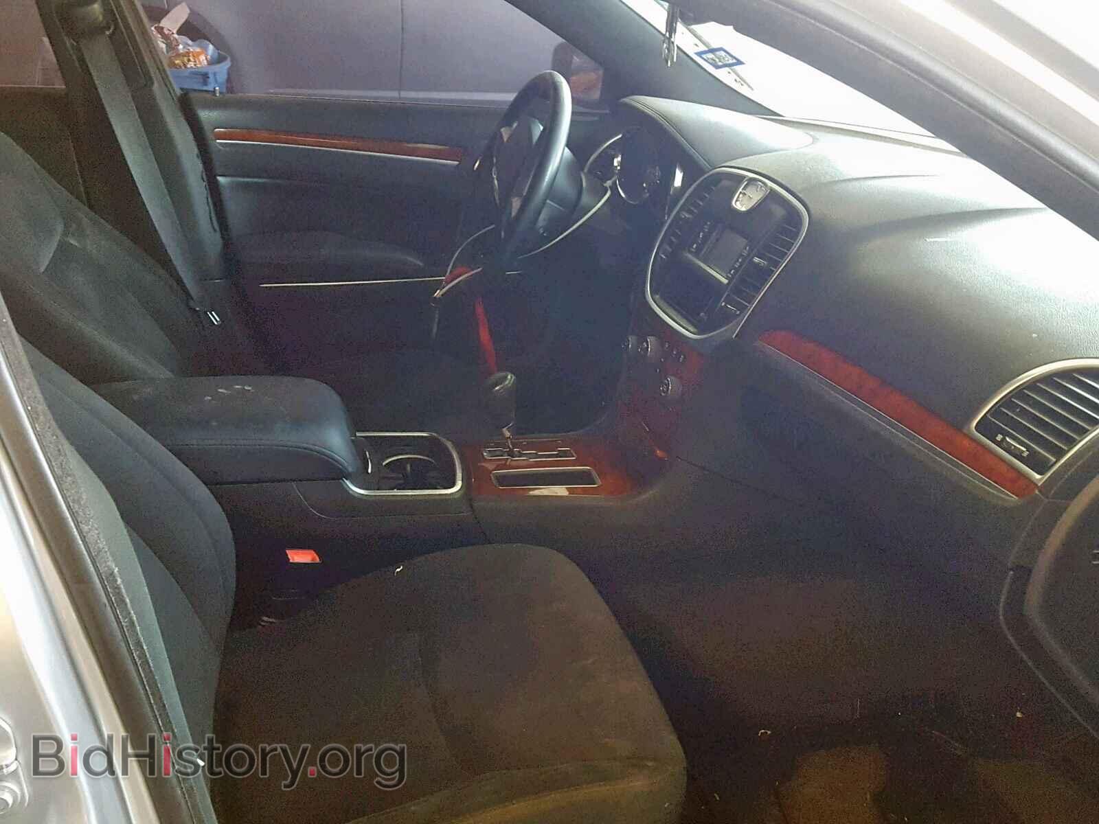 2012 CHRYSLER 300 - VIN: 2C3CCAAG1CH127088 - Фото 5