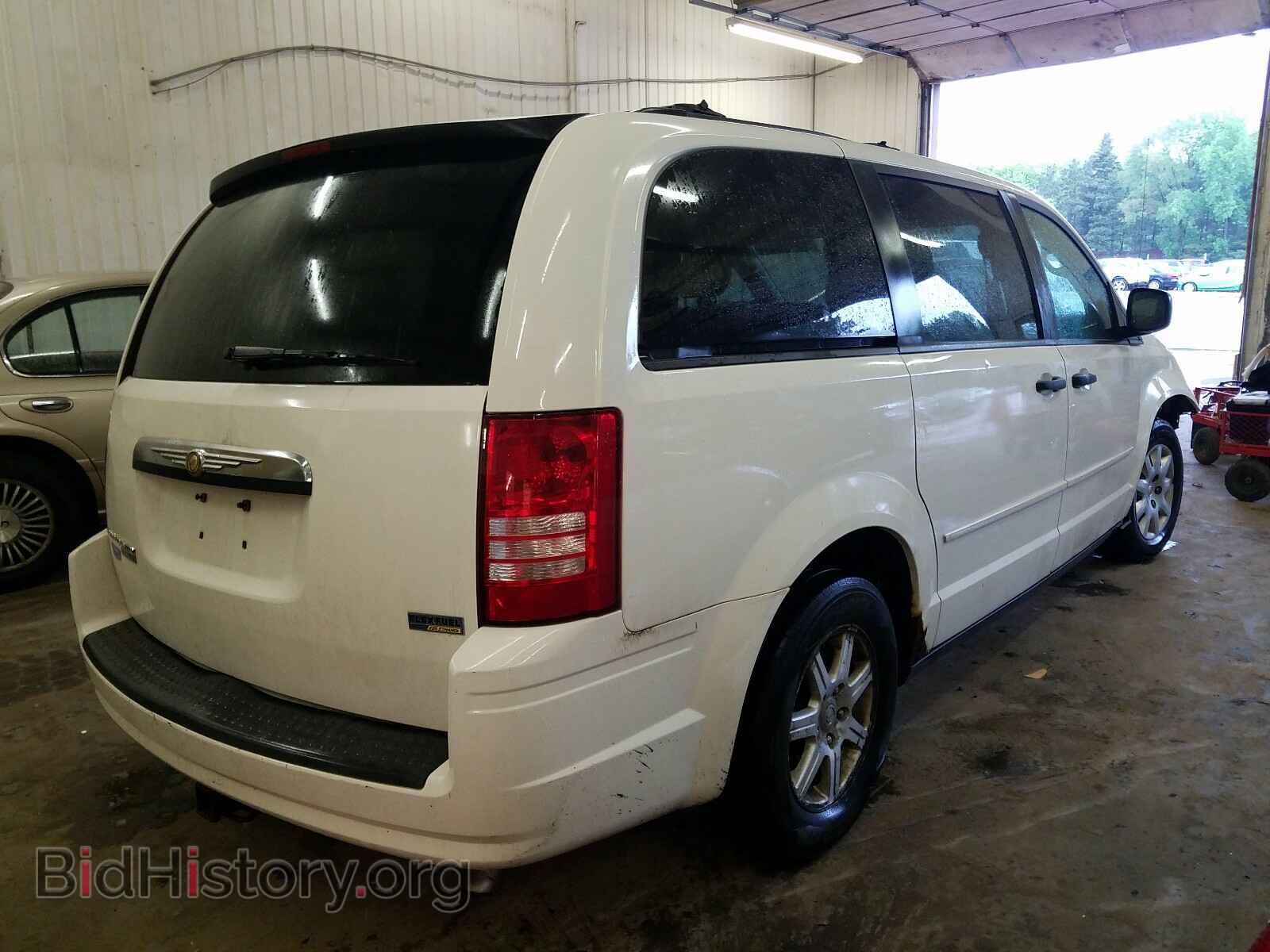 2008 CHRYSLER MINIVAN - VIN: 2A8HR44H68R656309 - Фото 4