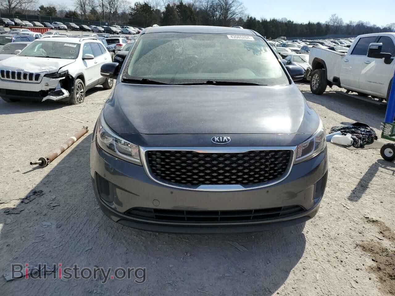 2017 KIA All Models - VIN: KNDMB5C19H6324683 - Photo 5