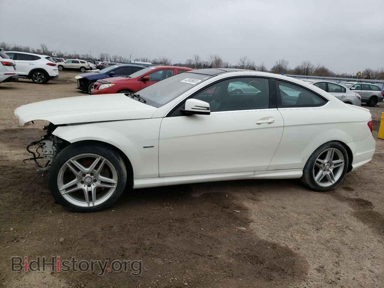 Photo WDDGJ5HB5CF816899 - MERCEDES-BENZ C-CLASS 2012