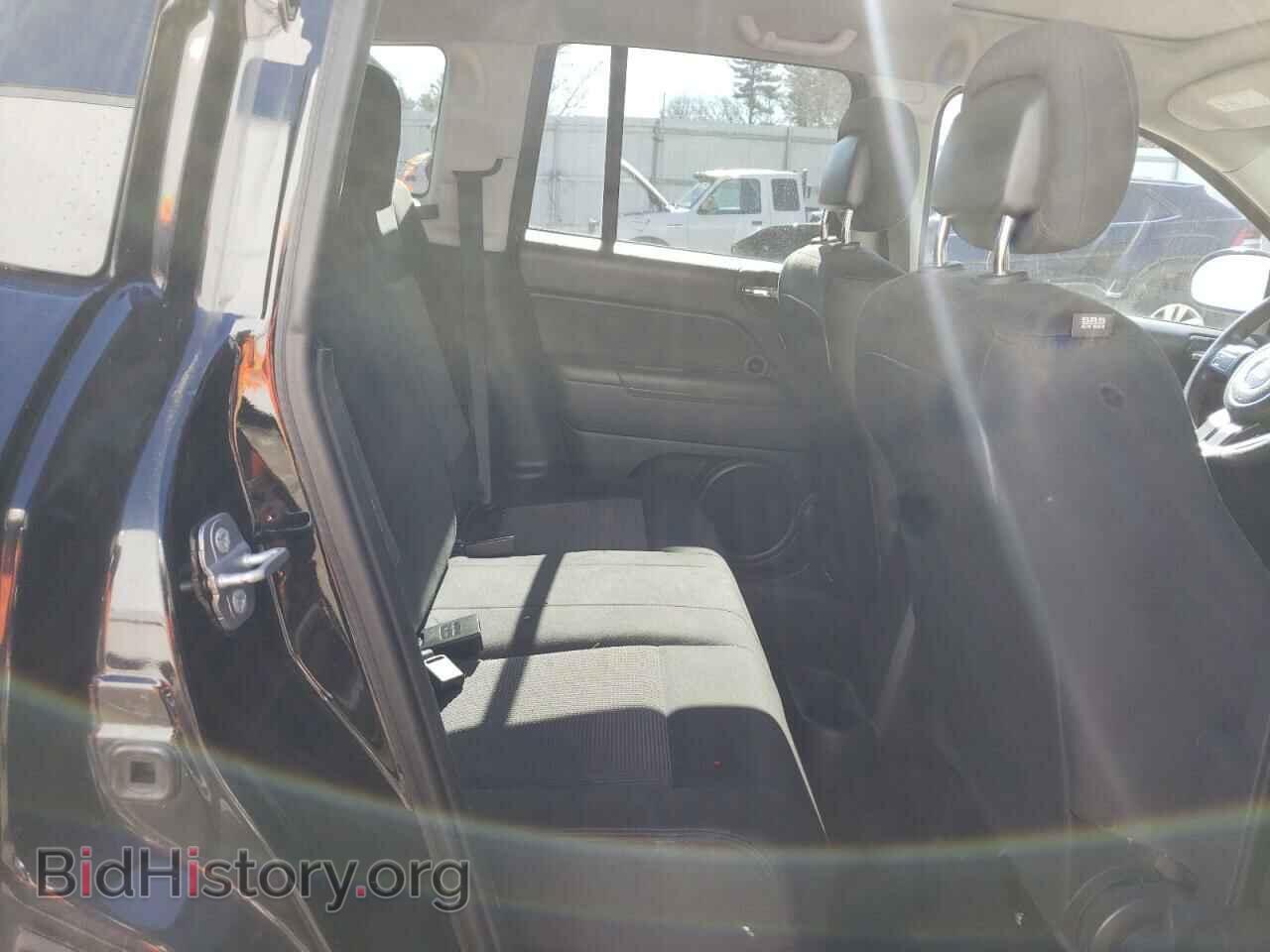 2014 JEEP COMPASS - VIN: 1C4NJDBB9ED728070 - Photo 11