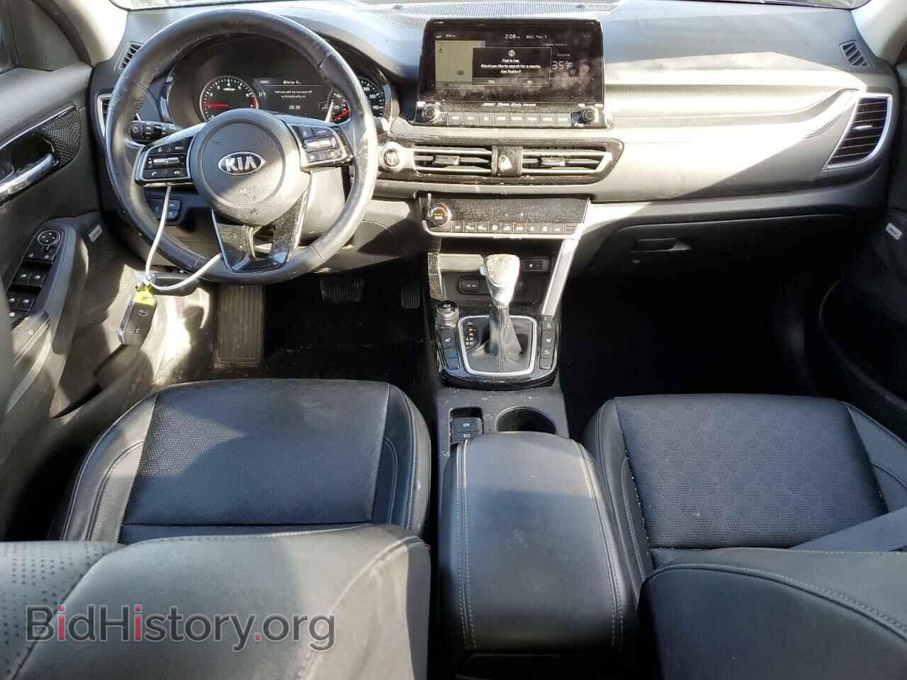 2021 KIA SELTOS - VIN: KNDETCA23M7043047 - Фото 8