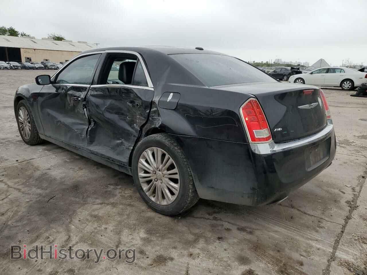 2013 CHRYSLER 300 - VIN: 2C3CCARG6DH596277 - Фото 2