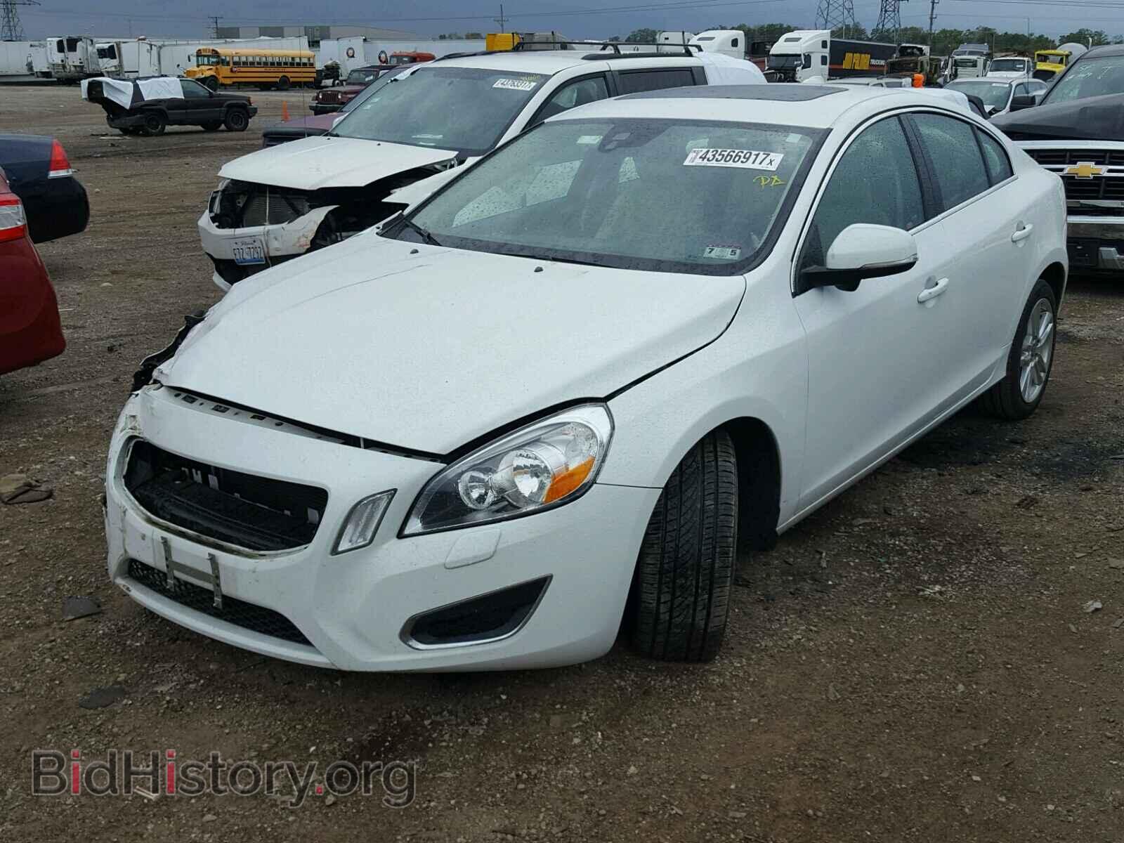 2013 VOLVO S60 - VIN: YV1612FS1D1226831 - Фото 2
