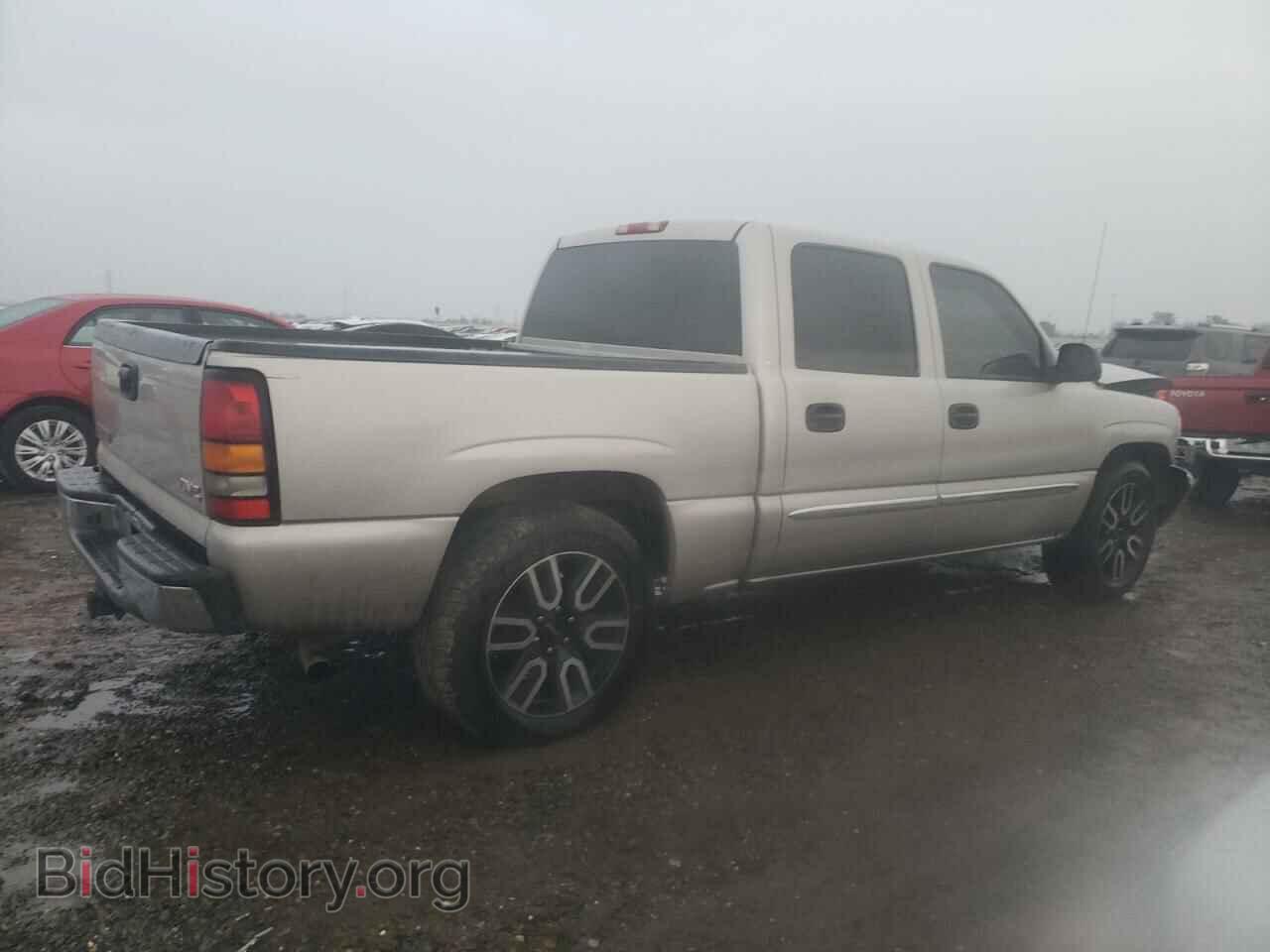 2005 GMC SIERRA - VIN: 2GTEC13T851177481 - Фото 3