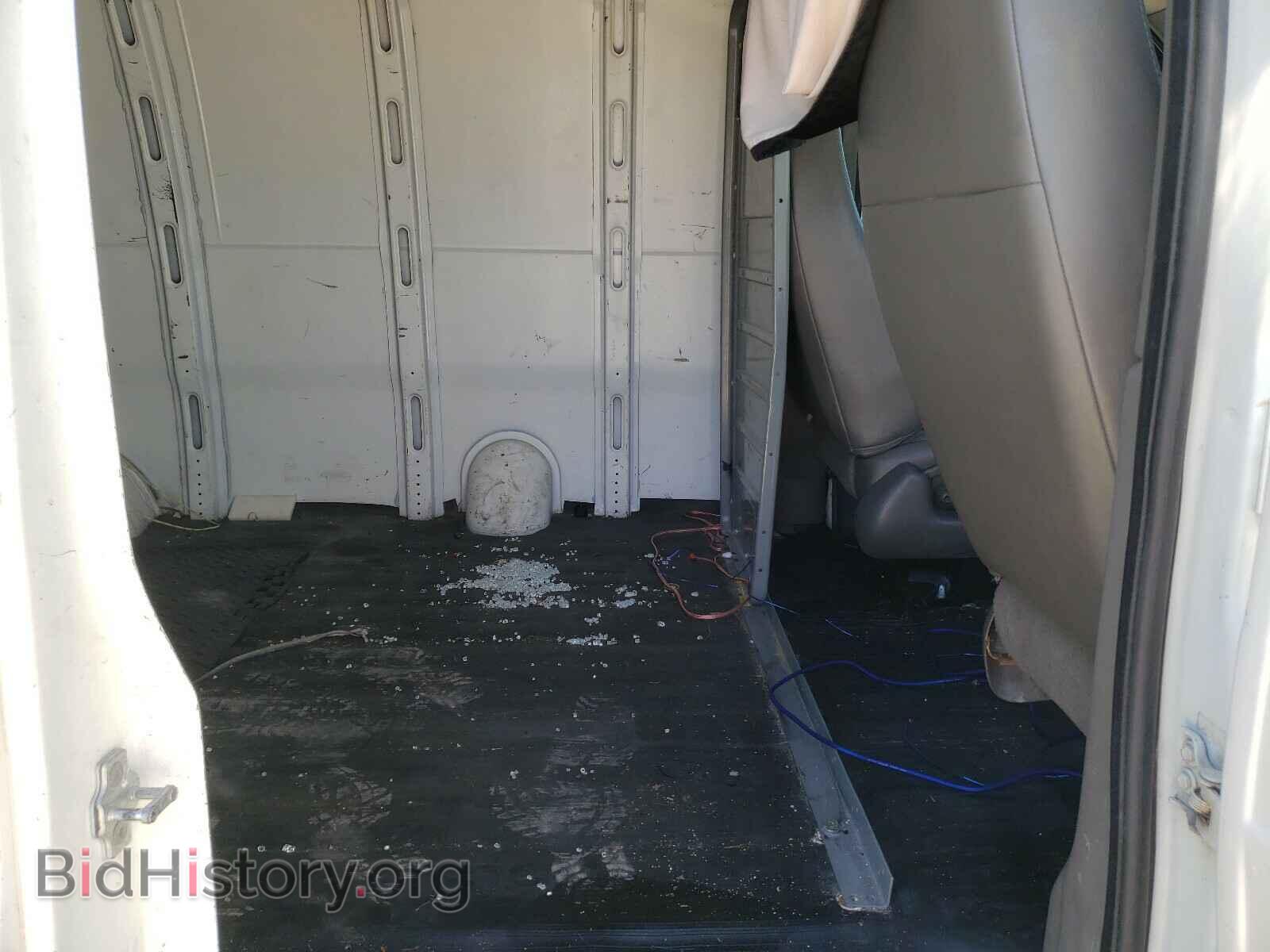 2010 CHEVROLET EXPRESS - VIN: 1GCUGADX2A1102583 - Фото 6