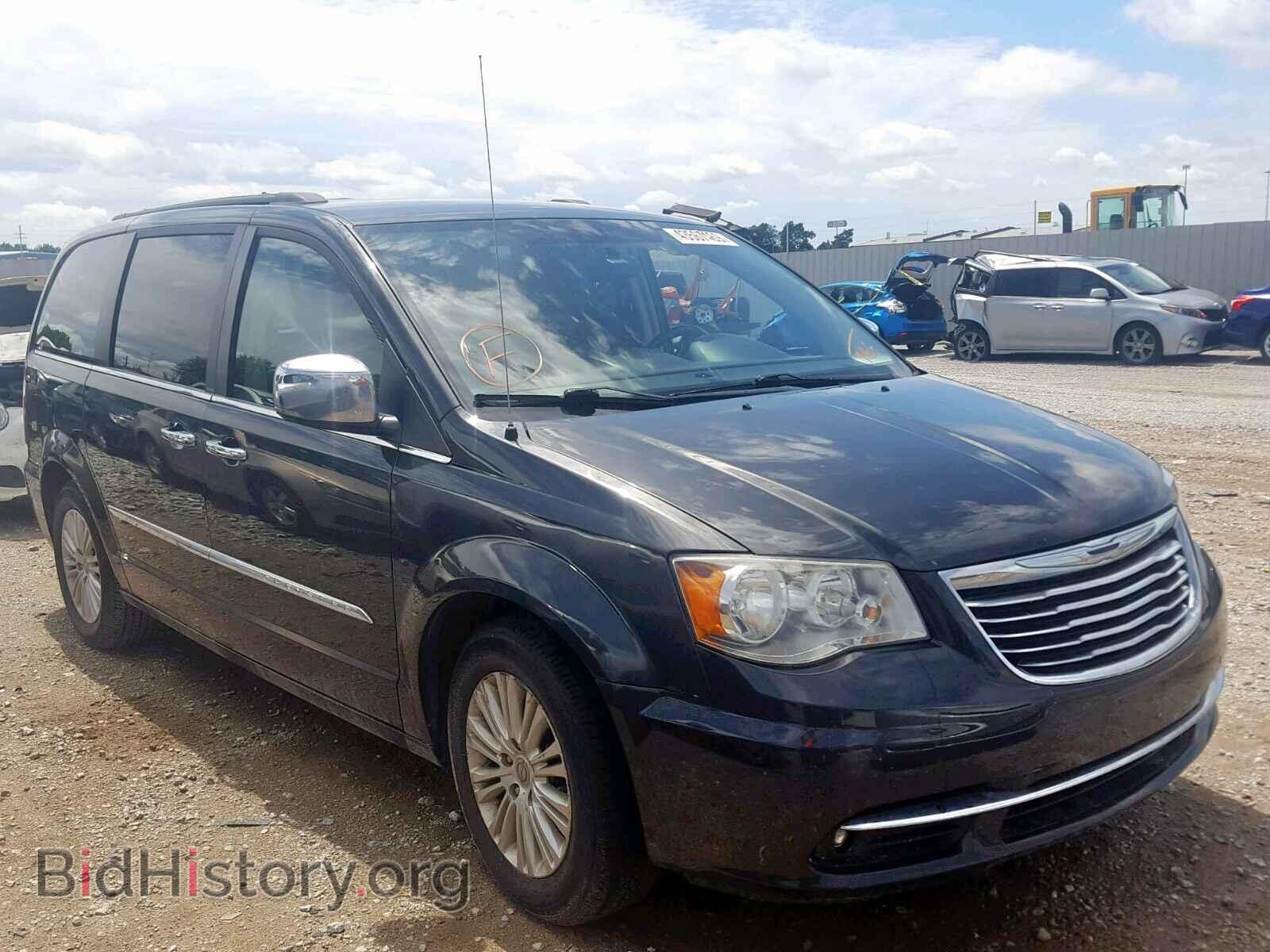 Photo 2A4RR8DG5BR759166 - CHRYSLER TOWN & COU 2011