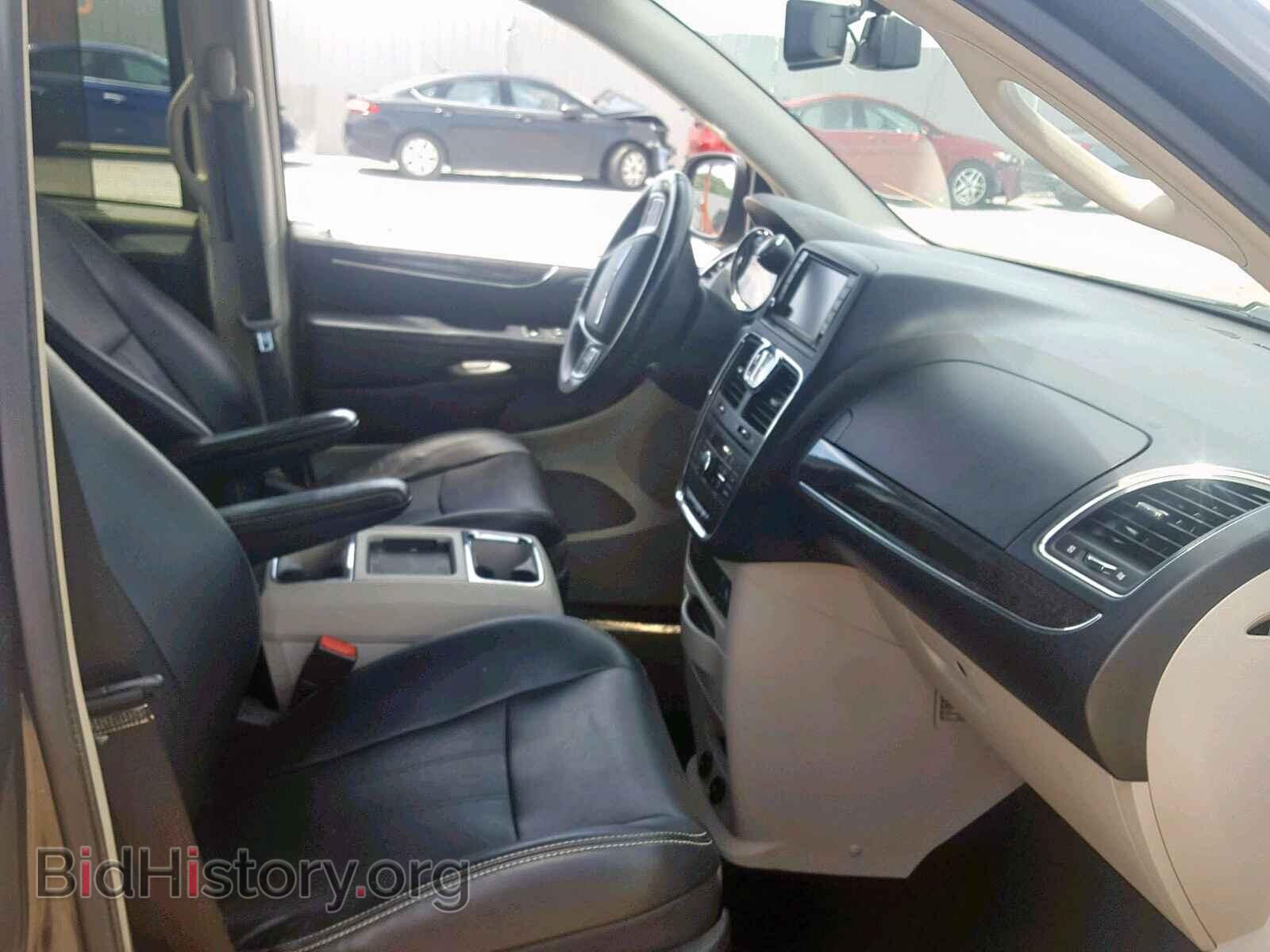 2011 CHRYSLER TOWN & COU - VIN: 2A4RR8DG5BR759166 - Фото 5