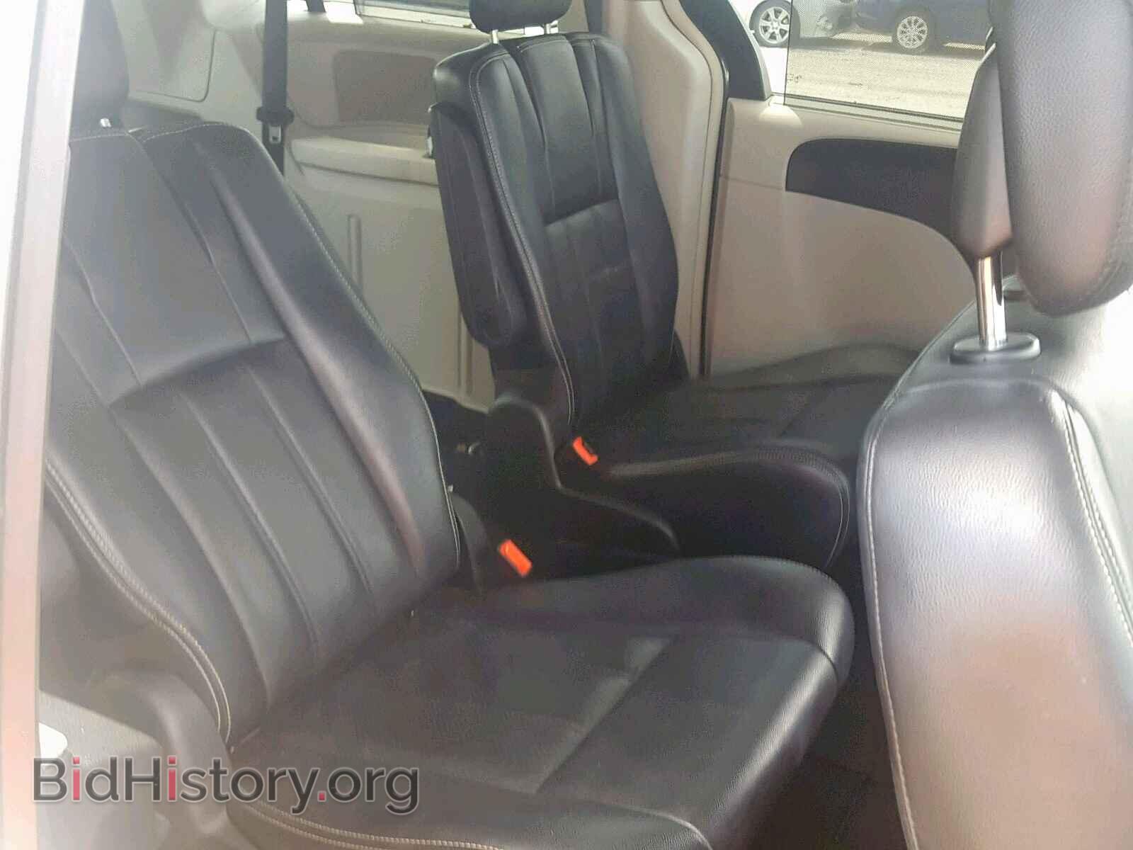 2011 CHRYSLER TOWN & COU - VIN: 2A4RR8DG5BR759166 - Фото 6