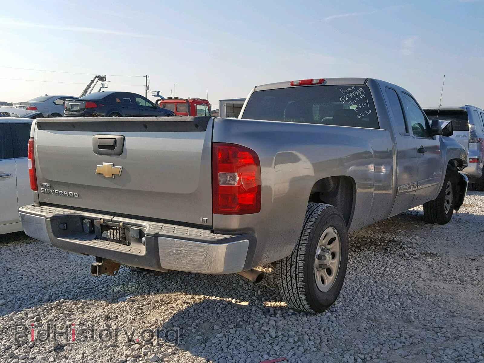 2007 CHEVROLET SILVERADO - VIN: 1GCEC19017E592303 - Фото 4