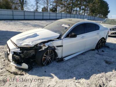 2017 Jaguar XE XE Premium, white — VIN SAJAJ4BV5HA972413, Copart