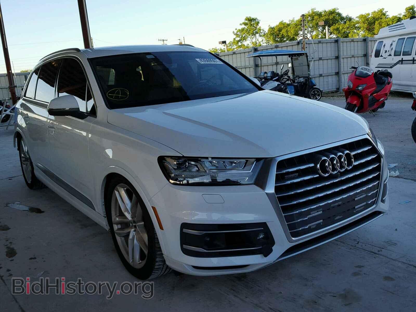 Фотография WA1VAAF70HD011236 - AUDI Q7 2017