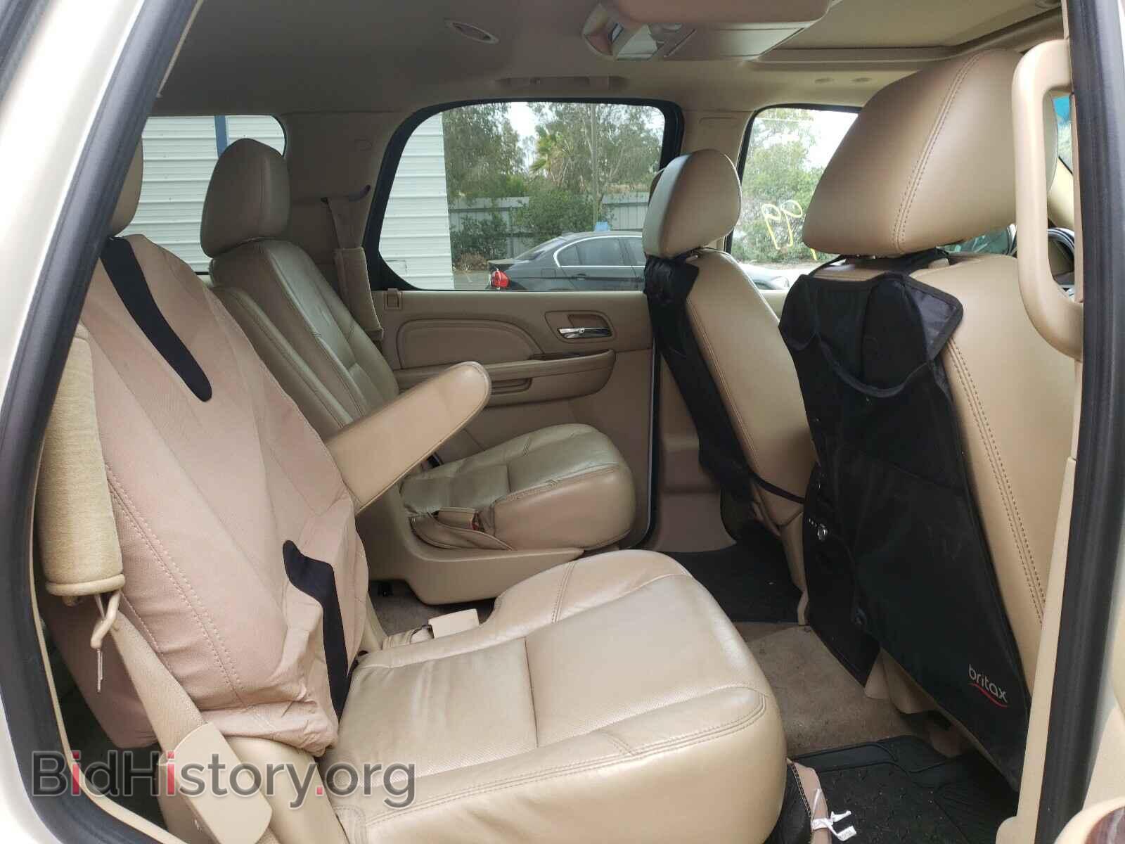 2011 CADILLAC ESCALADE - VIN: 1GYS3CEF7BR128274 - Фото 6