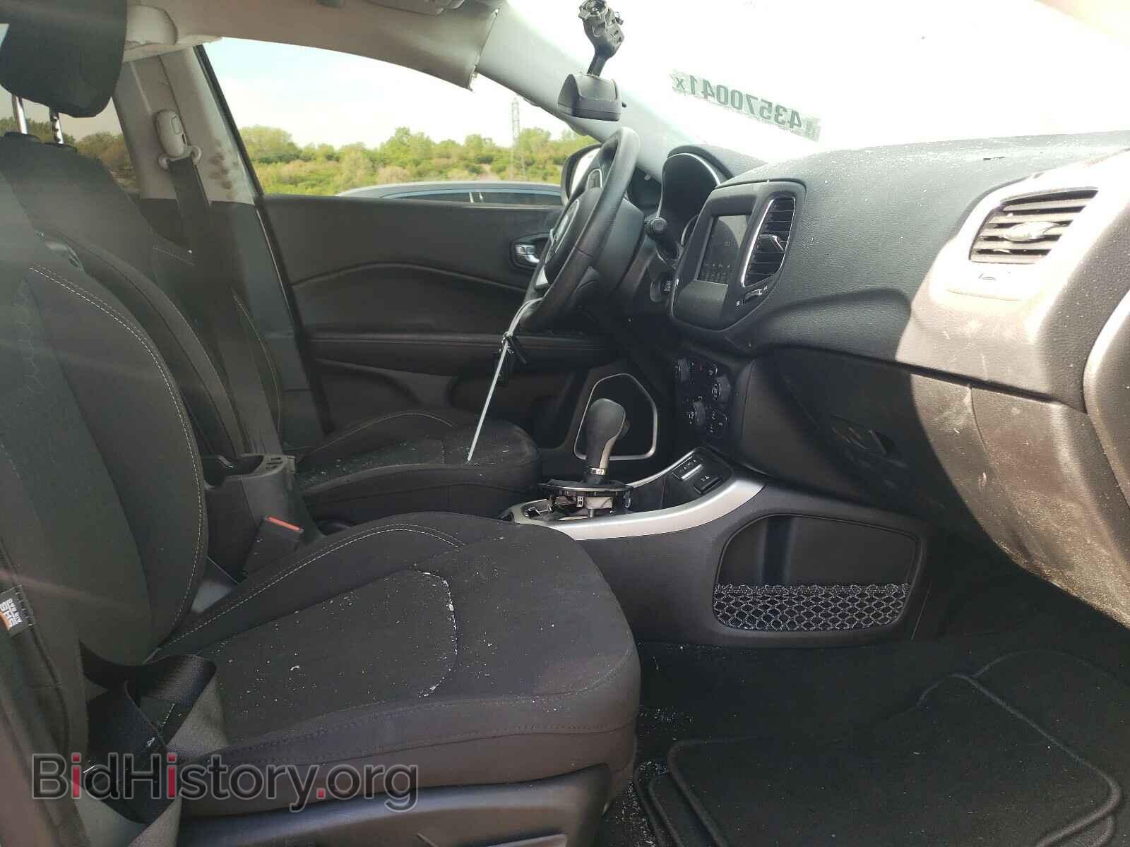 2019 JEEP COMPASS - VIN: 3C4NJCAB7KT809778 - Фото 5