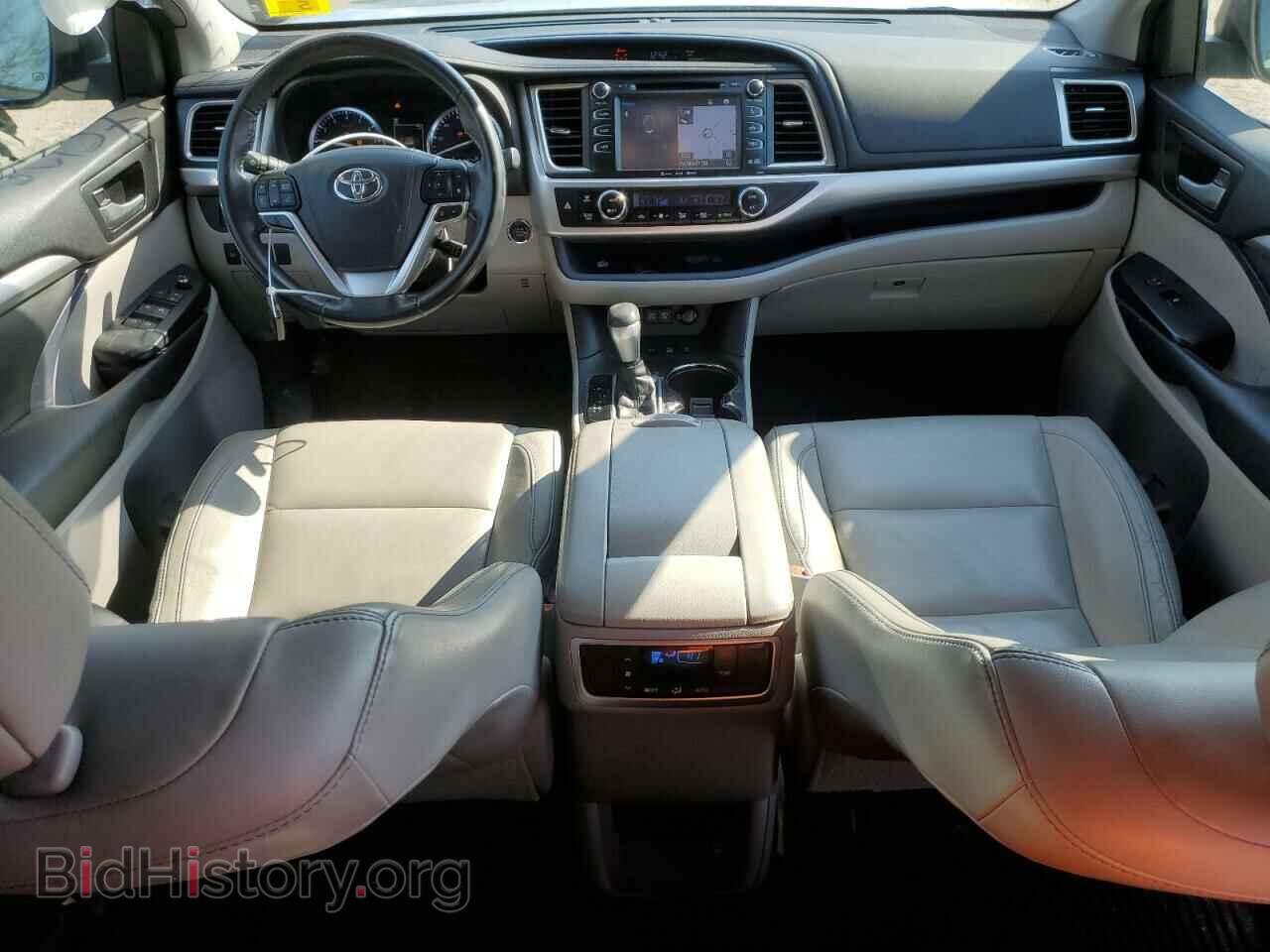 2017 TOYOTA HIGHLANDER - VIN: 5TDJZRFH5HS395264 - Фото 8