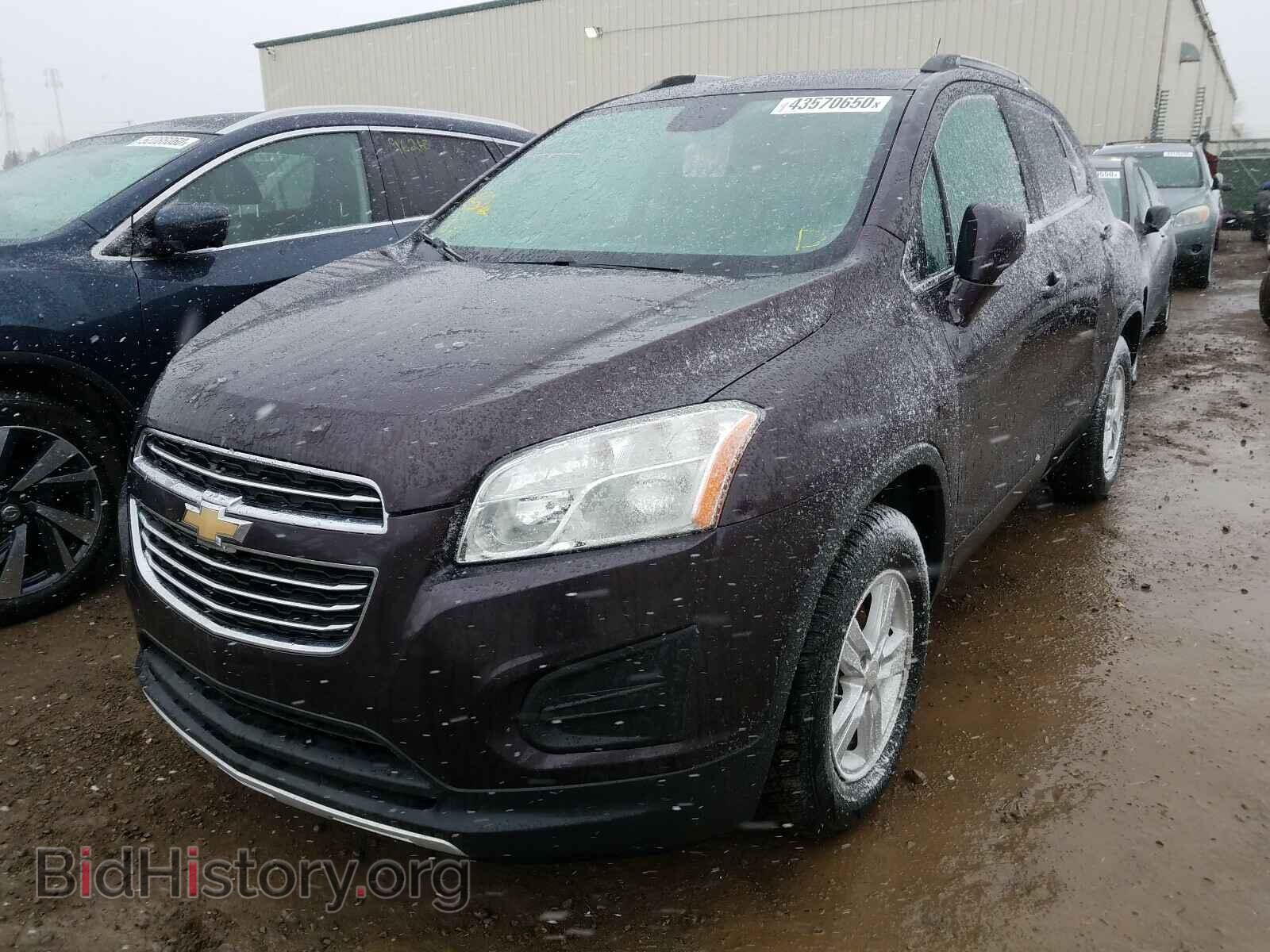 2016 CHEVROLET TRAX - VIN: 3GNCJPSB8GL188935 - Фото 2
