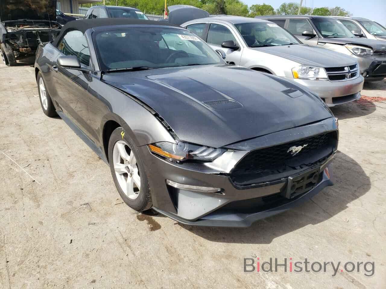 Photo 1FATP8UH6K5158832 - FORD MUSTANG 2019