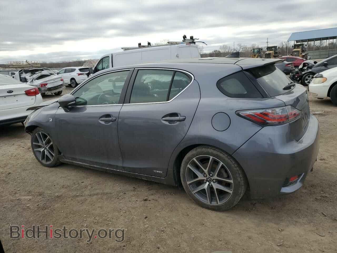 2014 LEXUS CT 200 - VIN: JTHKD5BH2E2181979 - Photo 2