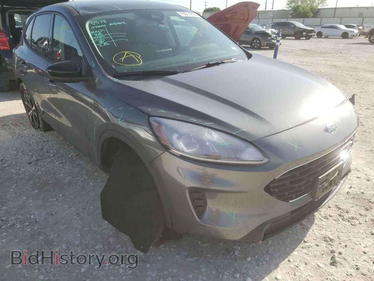 Photo 1FMCU0G62MUB28021 - FORD ESCAPE 2021