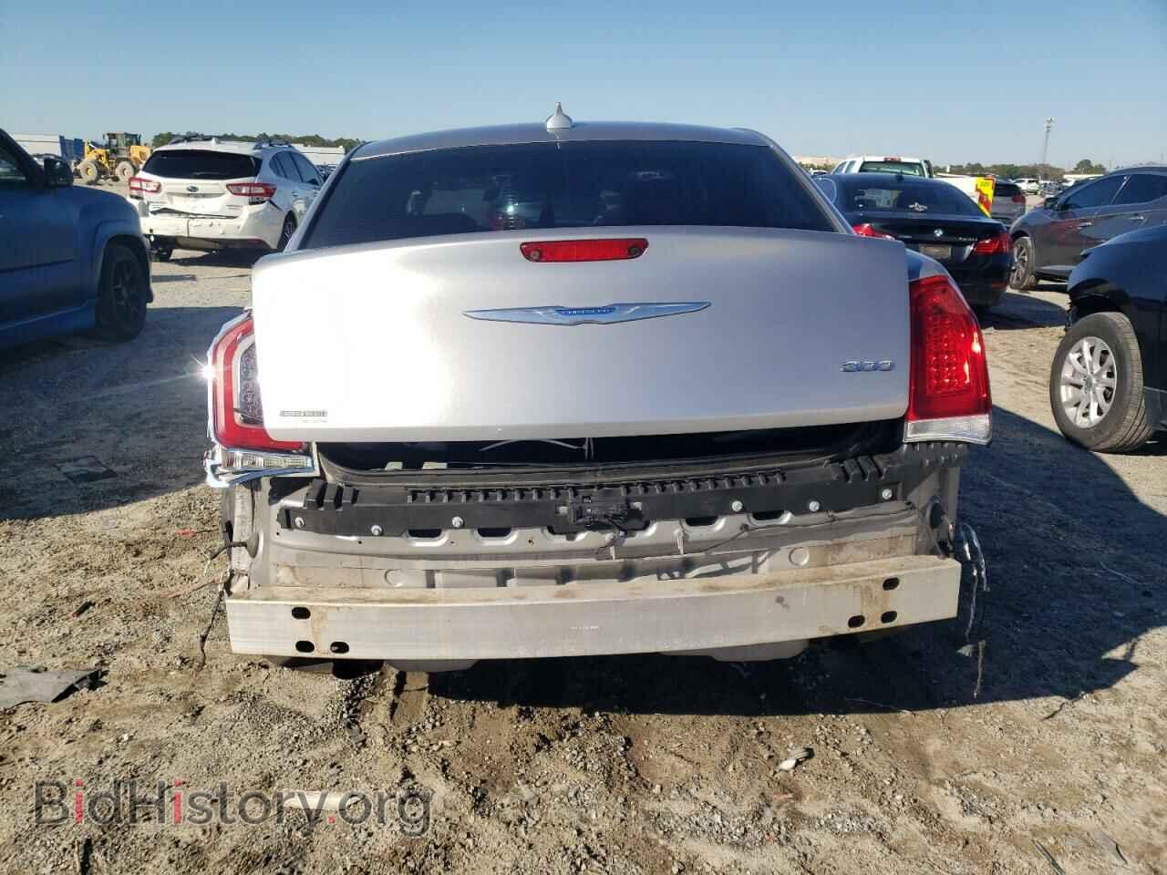 2018 CHRYSLER 300 - VIN: 2C3CCAAGXJH191482 - Фото 6