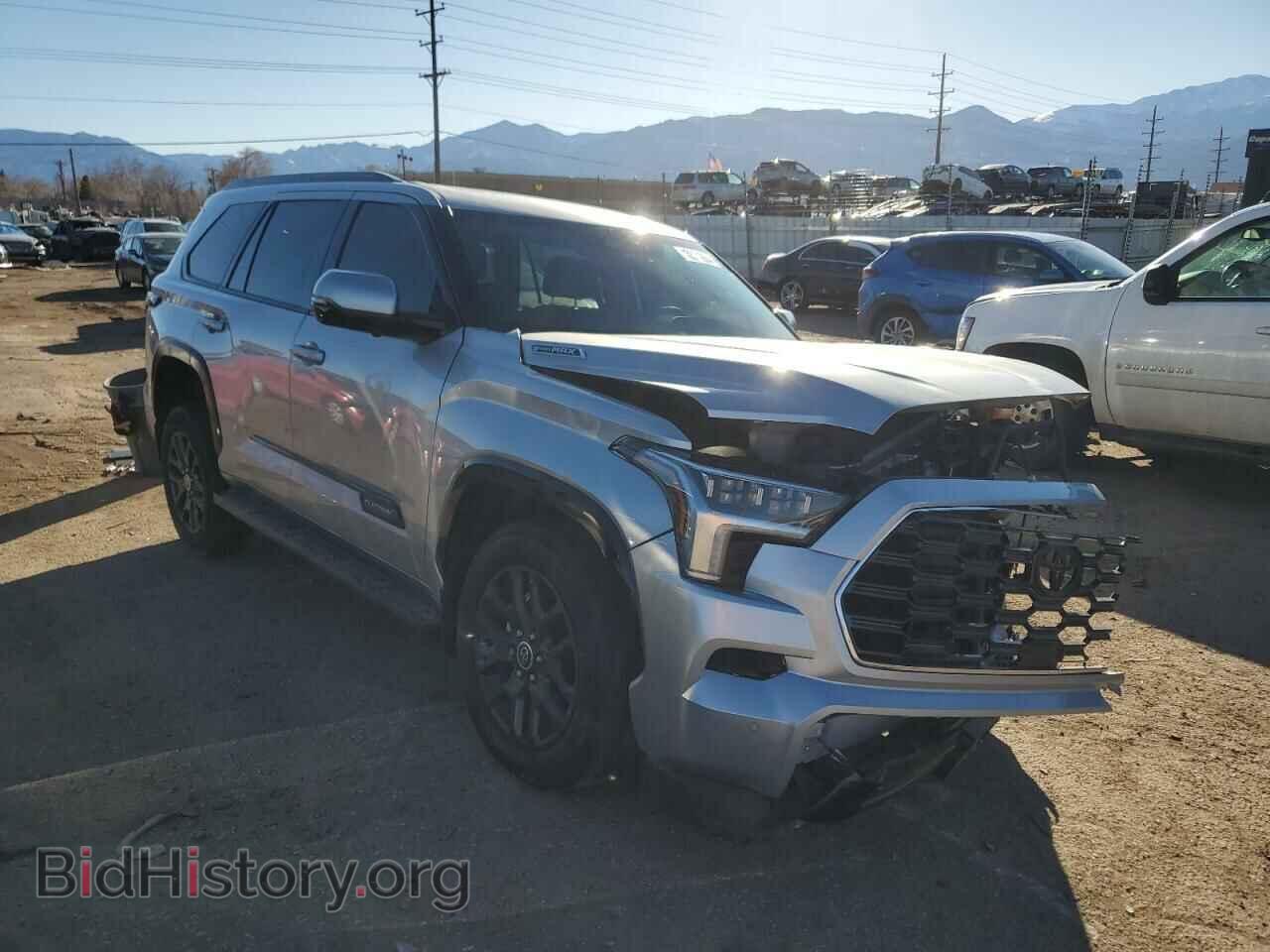 2023 TOYOTA SEQUOIA - VIN: 7SVAAABA5PX011371 - Фото 4