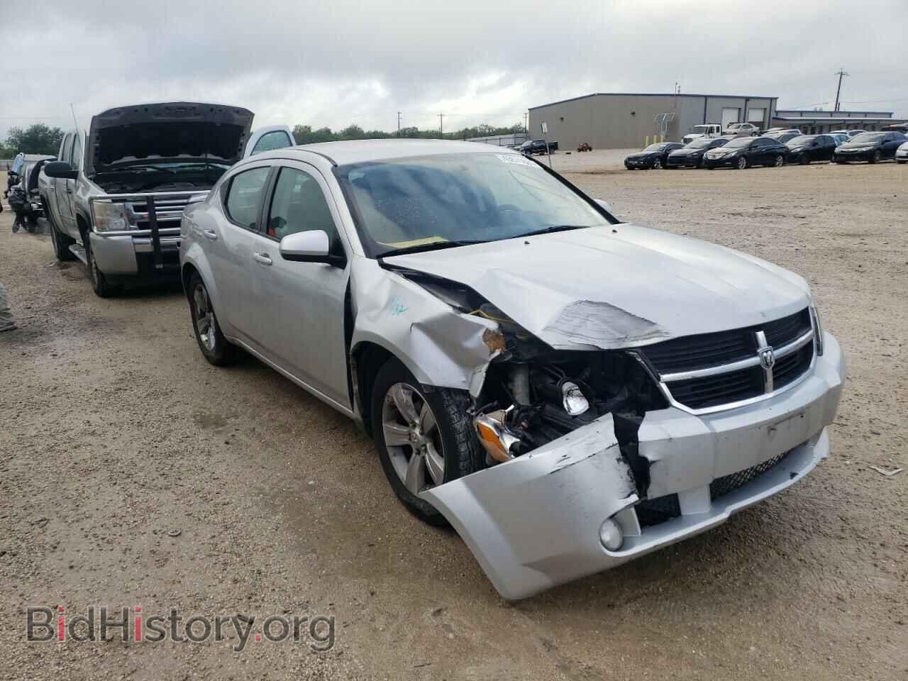 Photo 1B3CC5FB3AN221656 - DODGE AVENGER 2010