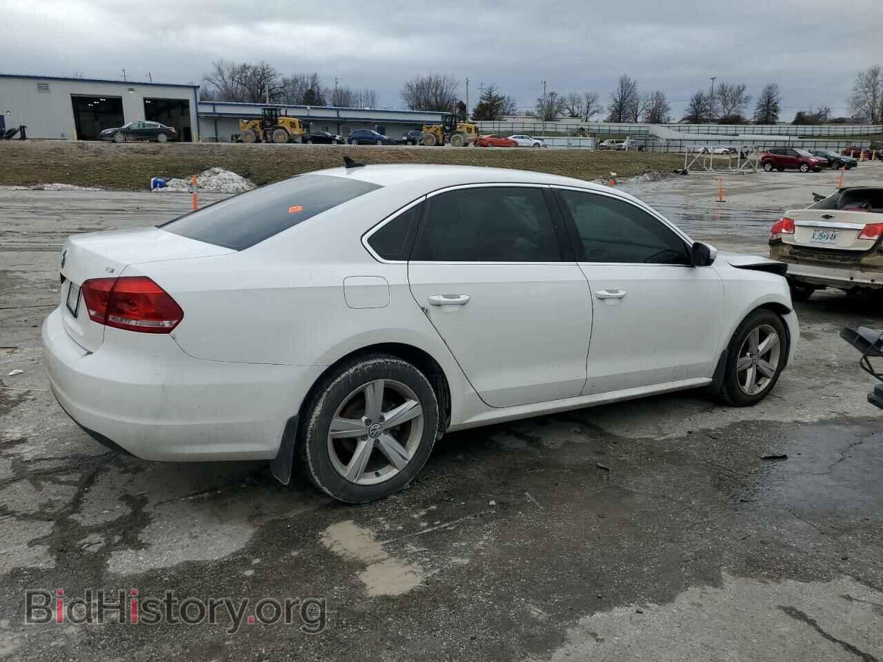 2015 VOLKSWAGEN PASSAT - VIN: 1VWAT7A38FC094355 - Фото 3