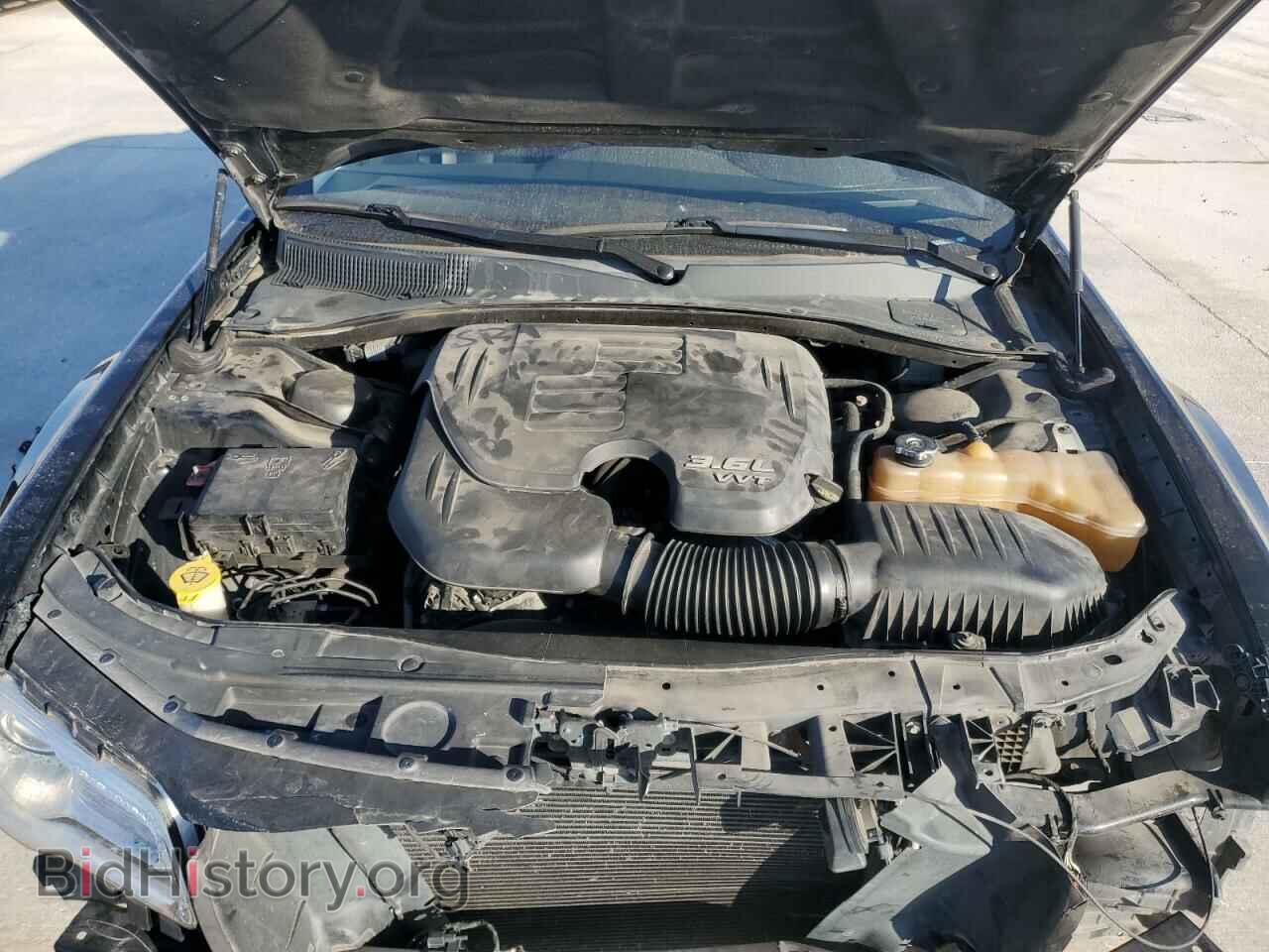 2019 CHRYSLER 300 - VIN: 2C3CCAEG2KH555681 - Фото 11
