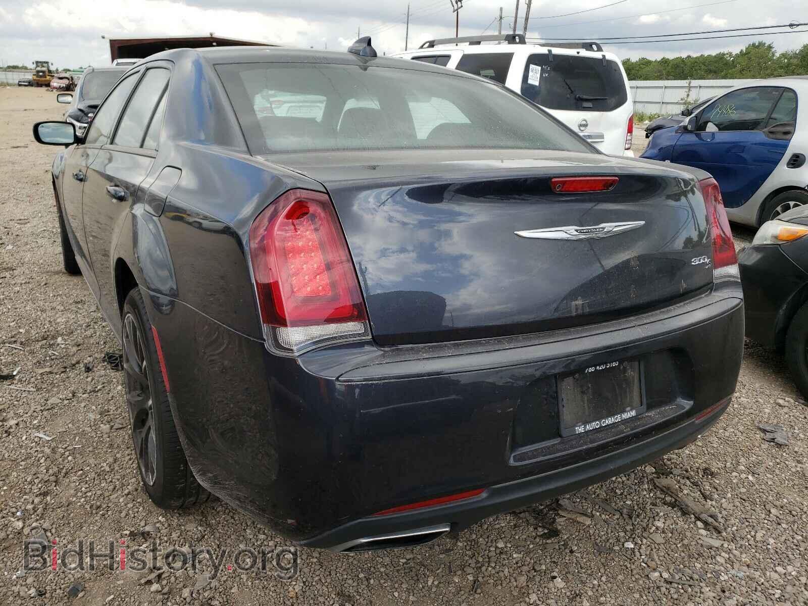 2017 CHRYSLER 300 - VIN: 2C3CCABG9HH506409 - Фото 3