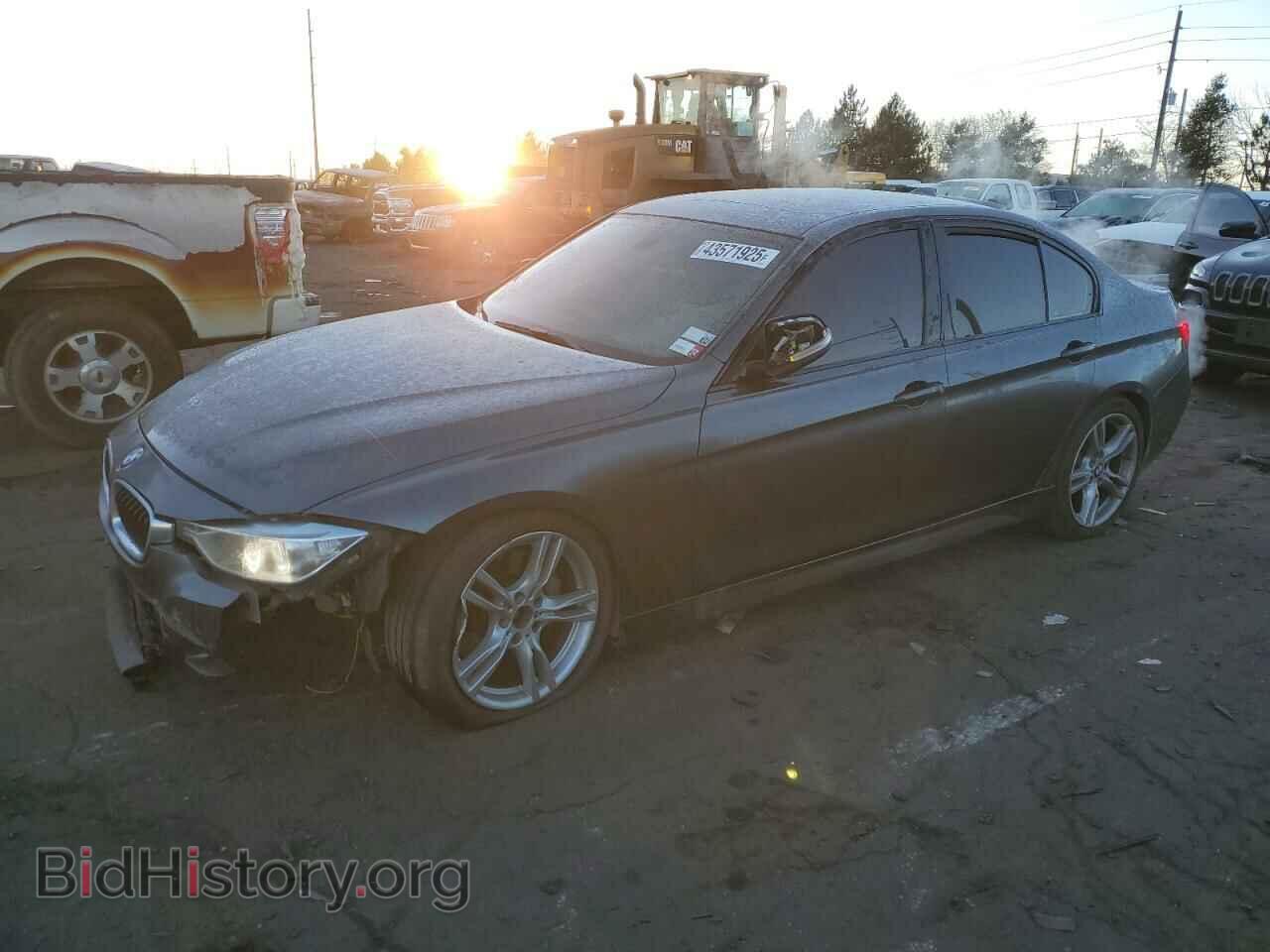 Фотография WBA3B9G50FNR93148 - BMW 3 SERIES 2015