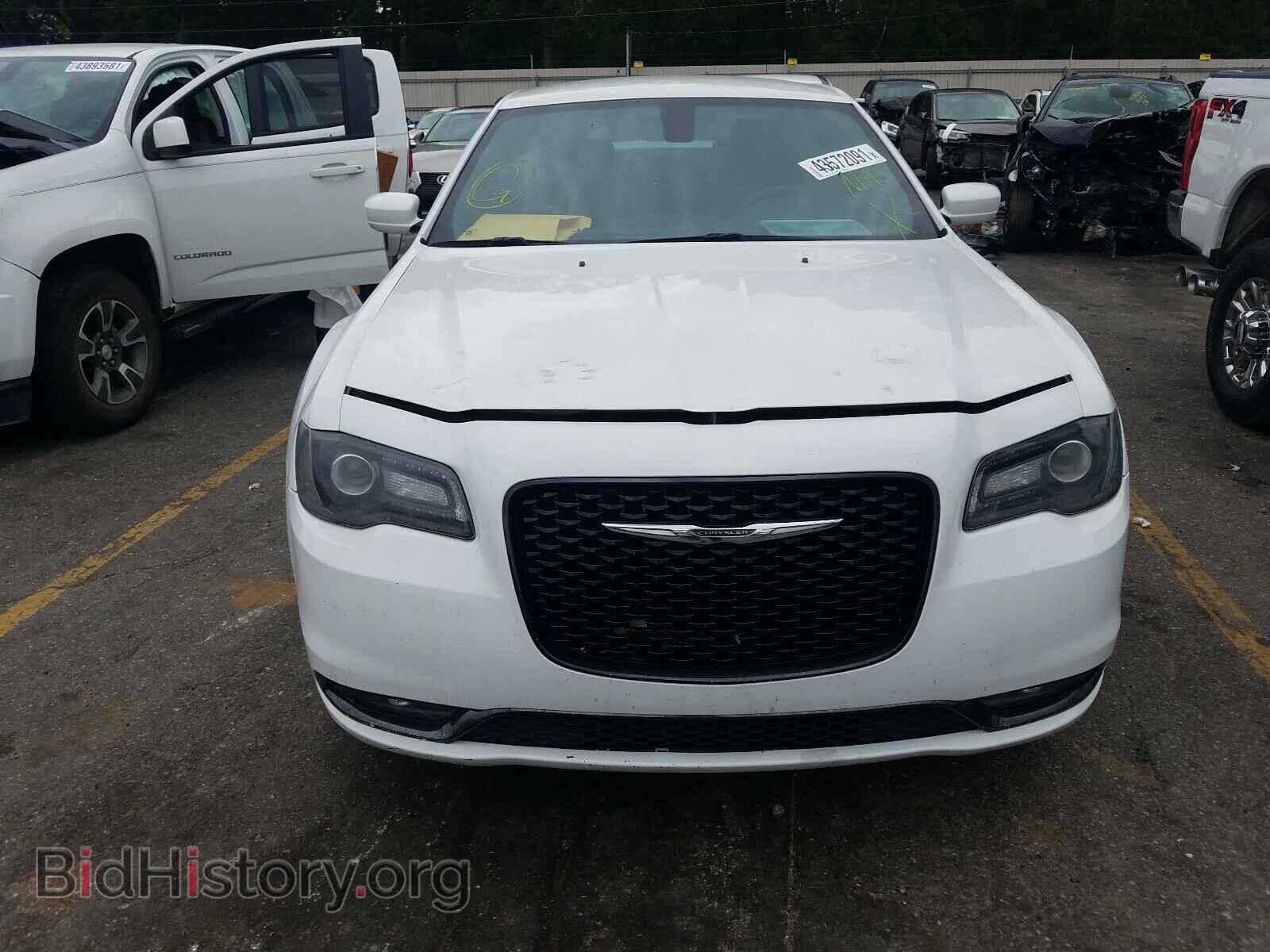 2015 CHRYSLER 300 - VIN: 2C3CCABT5FH743439 - Фото 9