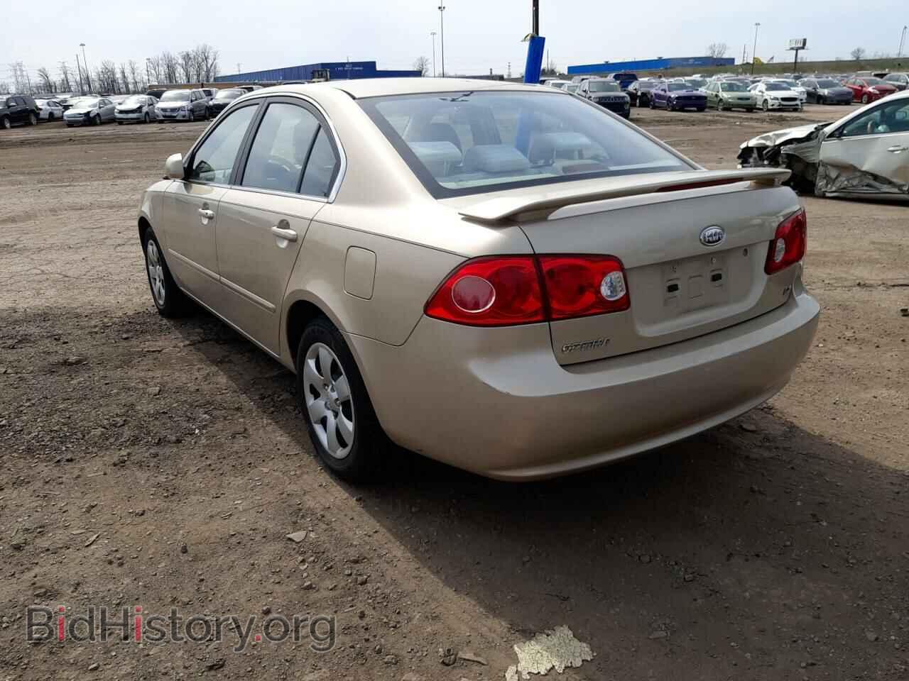 2008 KIA OPTIMA - VIN: KNAGE123585209422 - Фото 3