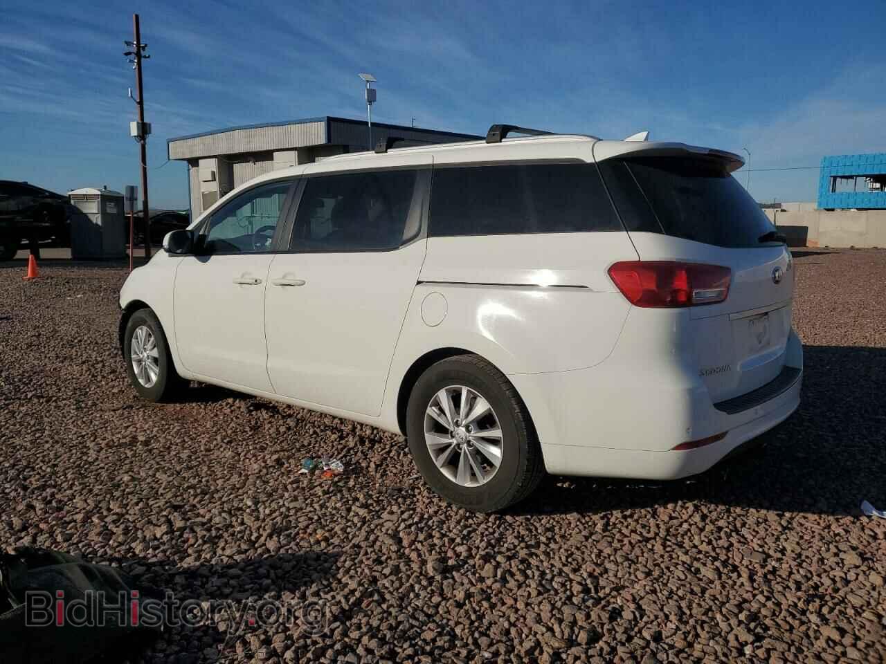 2016 KIA All Models - VIN: KNDMB5C19G6101025 - Photo 2