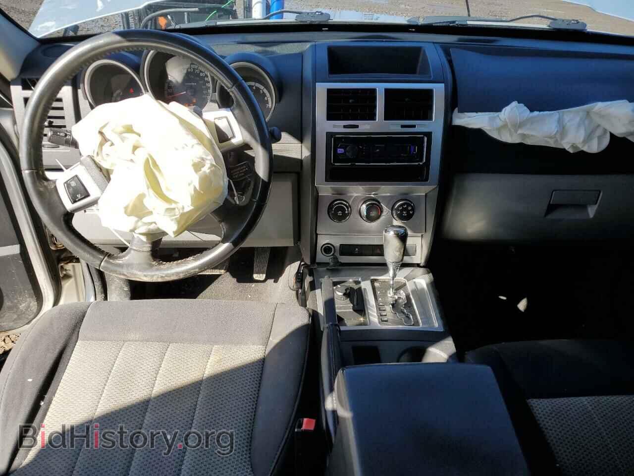 2010 DODGE NITRO - VIN: 1D4PU5GKXAW130540 - Фото 8