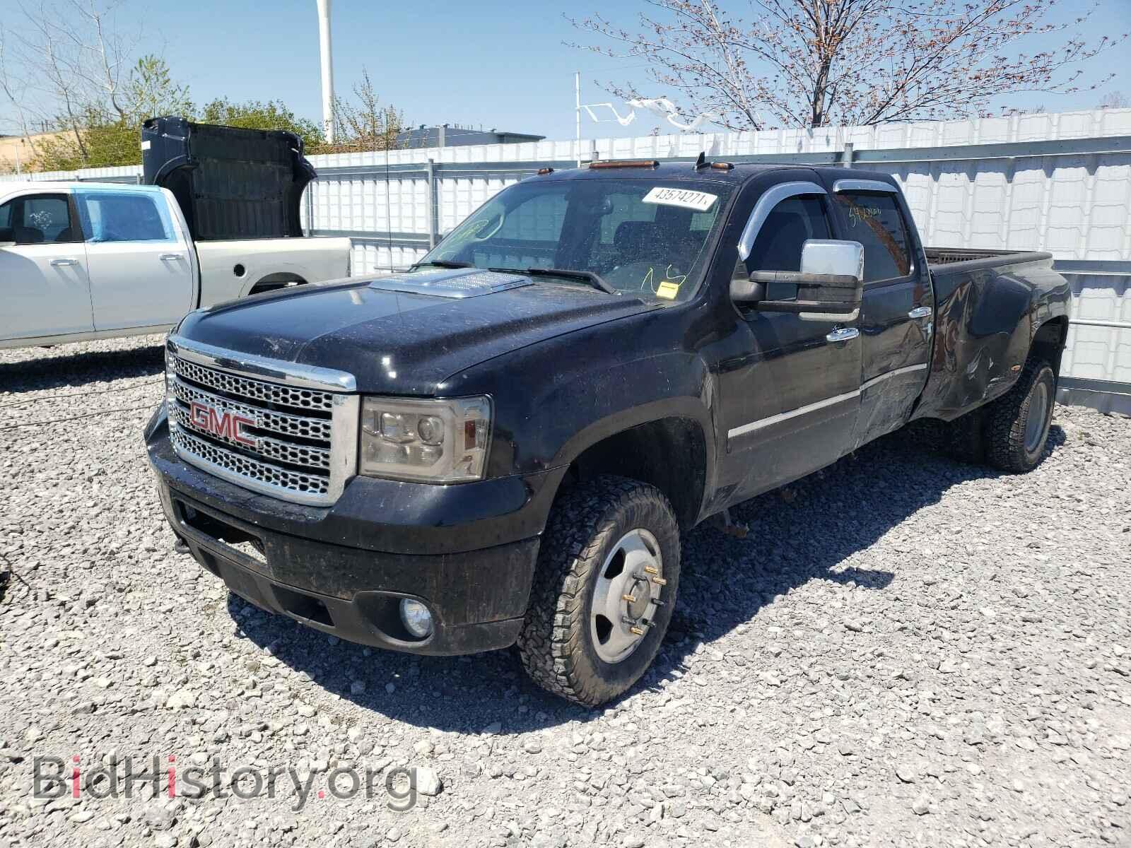 2011 GMC SIERRA - VIN: 1GT426C84BF239700 - Фото 2