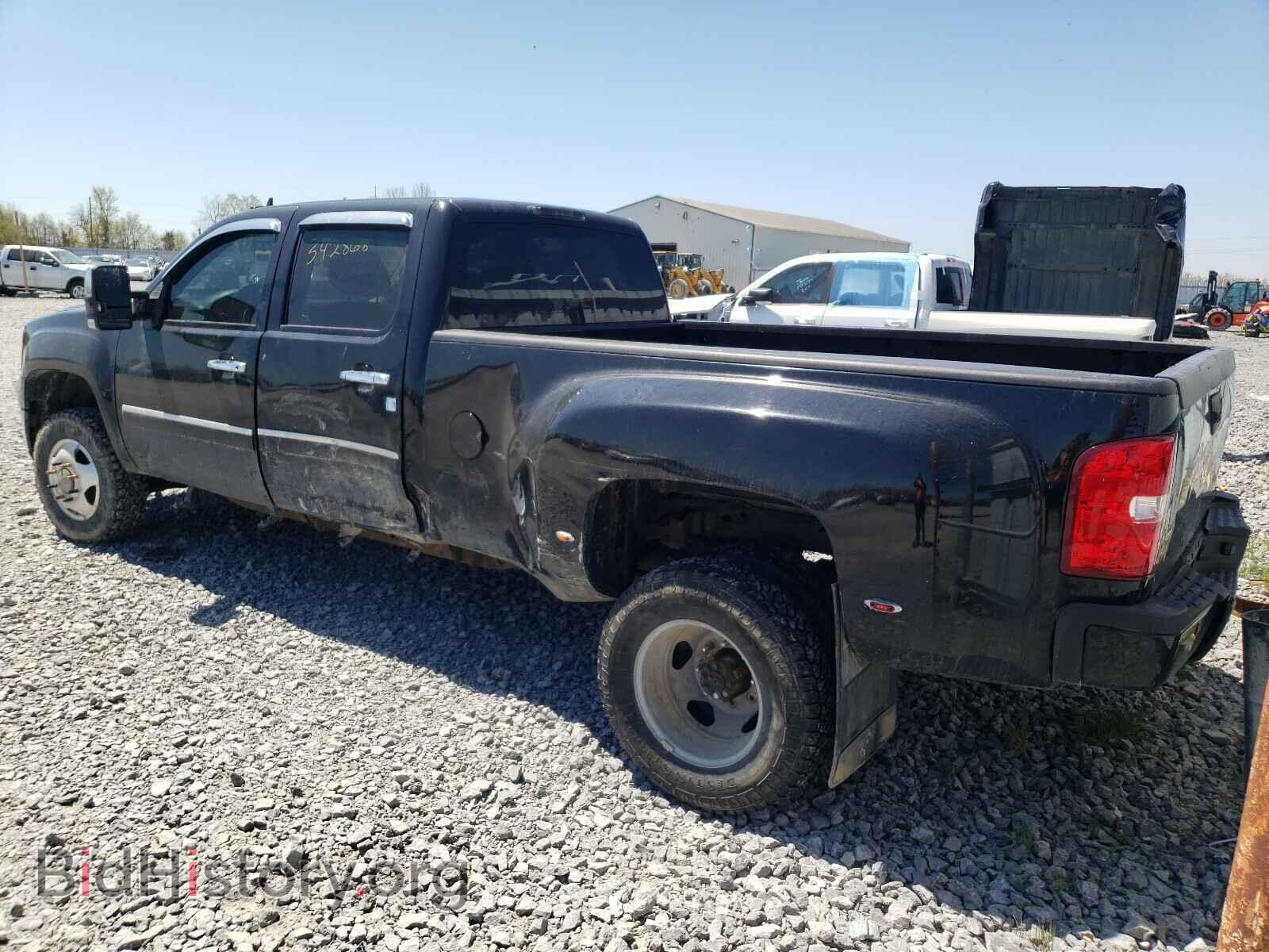 2011 GMC SIERRA - VIN: 1GT426C84BF239700 - Фото 3