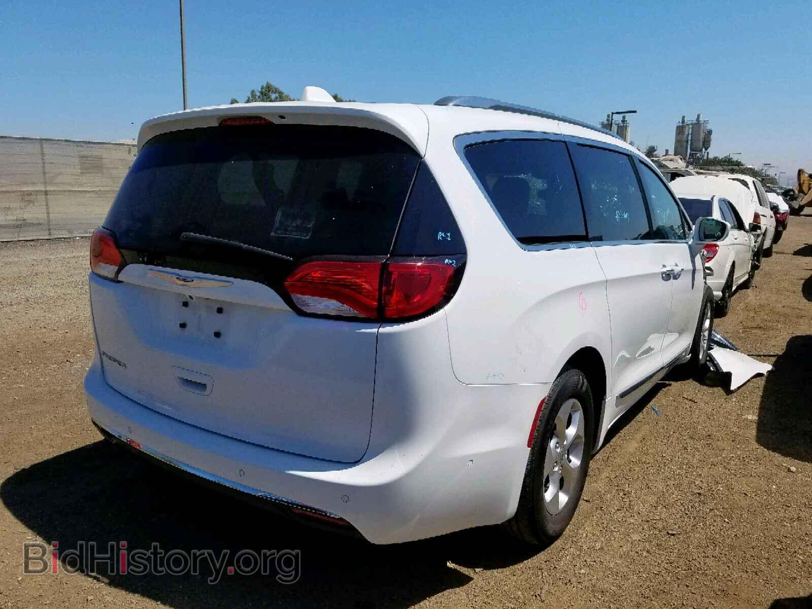 2017 CHRYSLER PACIFICA T - VIN: 2C4RC1EG4HR752800 - Фото 4