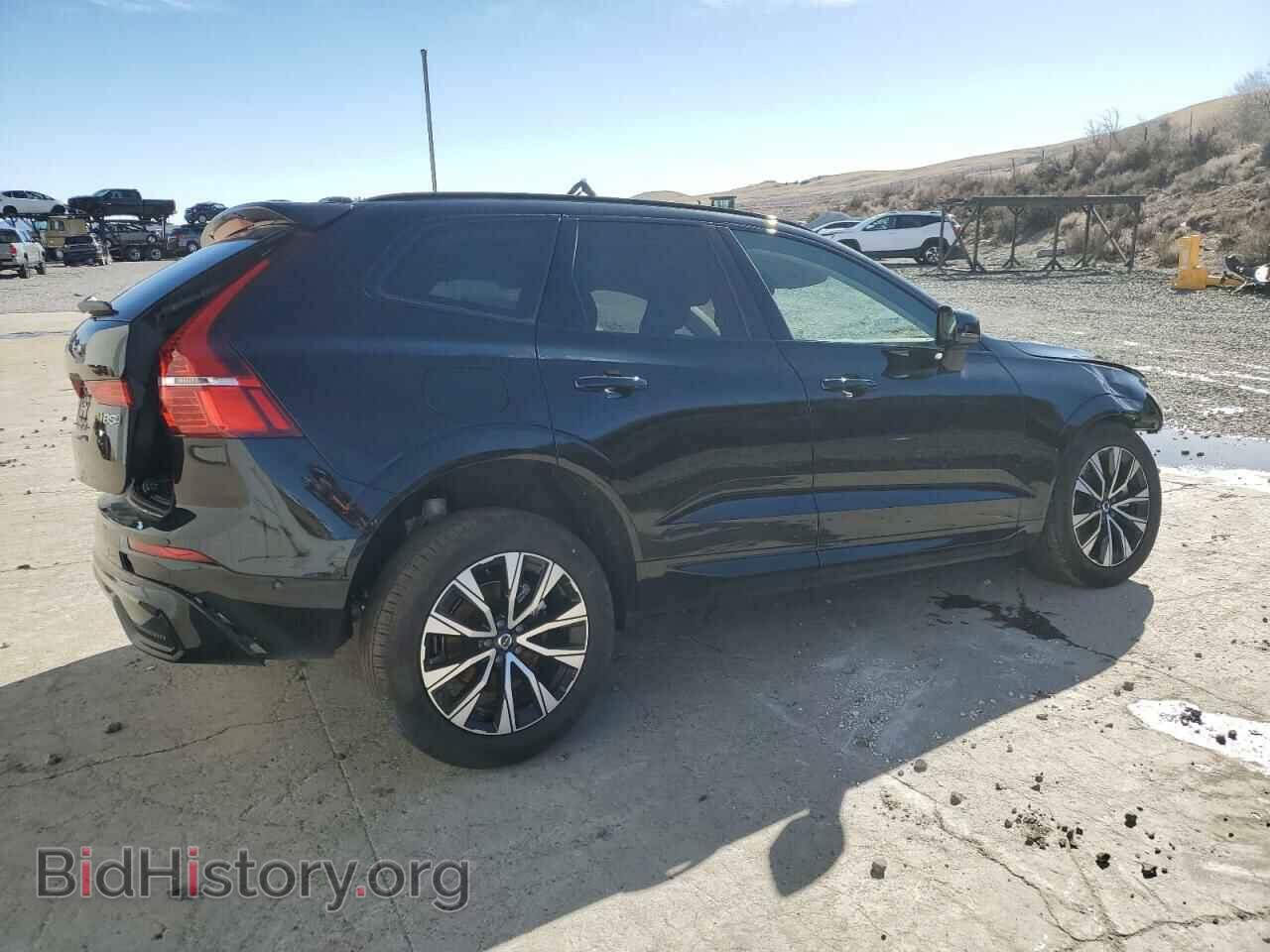 2025 VOLVO XC60 PLUS - VIN: YV4M12RC4S1095955 - Фото 3