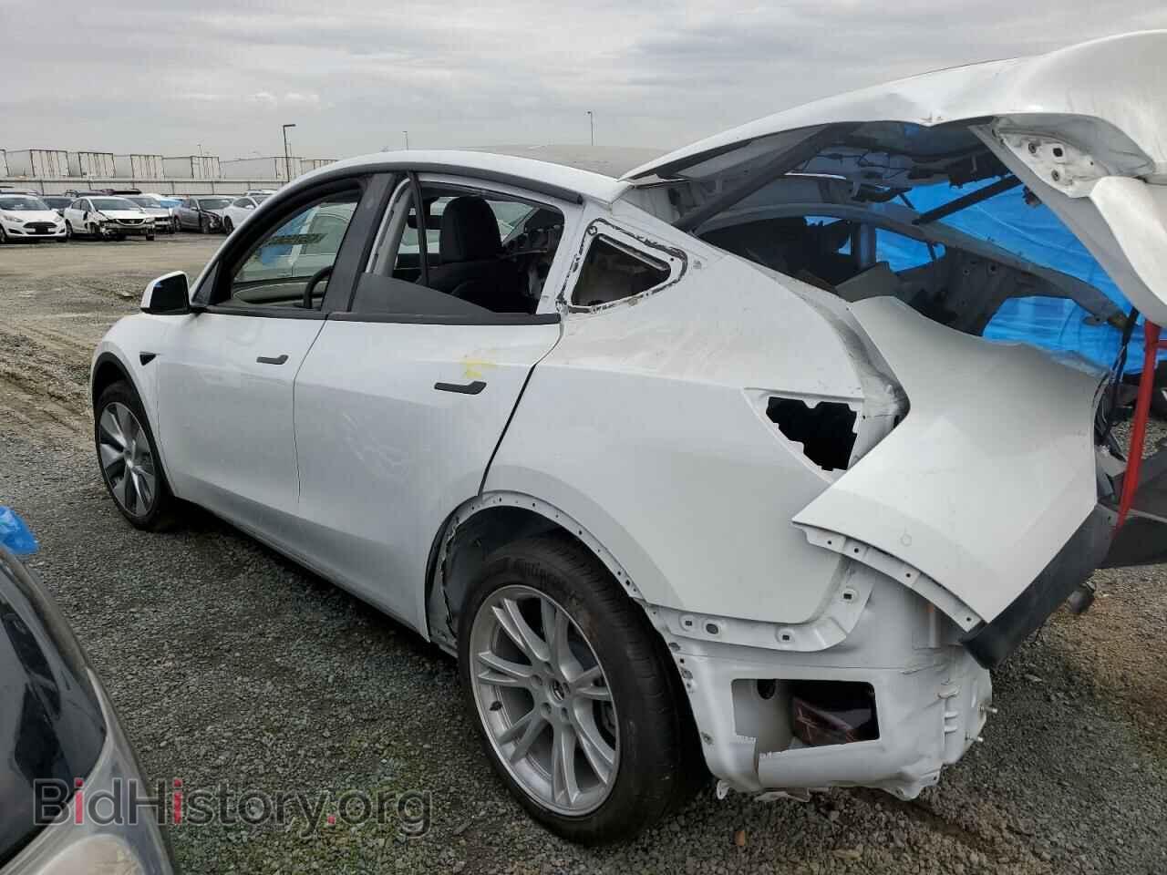 2022 TESLA MODEL Y - VIN: 7SAYGAEE8NF342297 - Фото 2