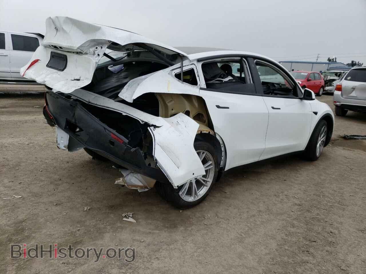 2022 TESLA MODEL Y - VIN: 7SAYGAEE8NF342297 - Фото 3