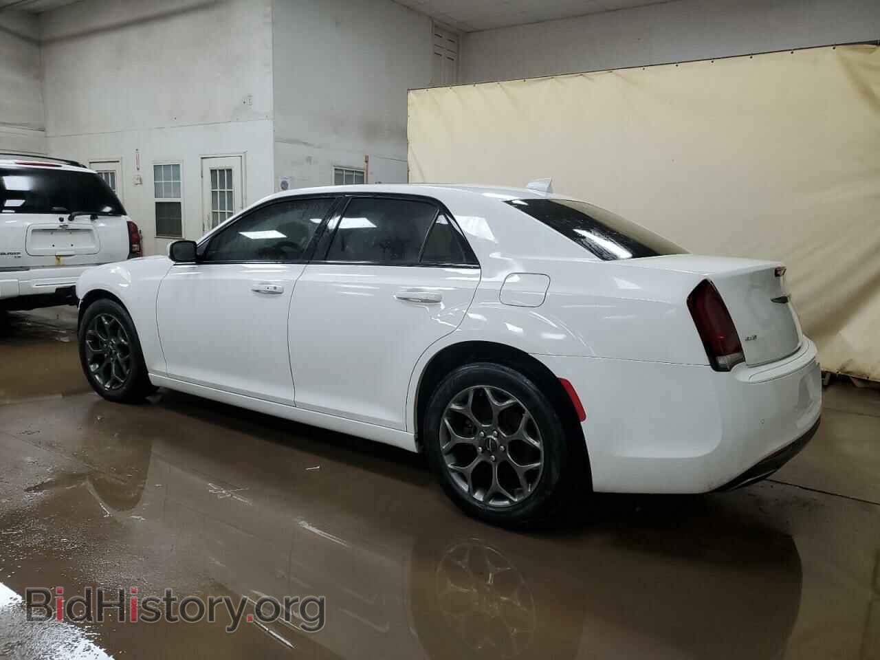 2017 CHRYSLER 300 - VIN: 2C3CCAGG0HH542479 - Фото 2