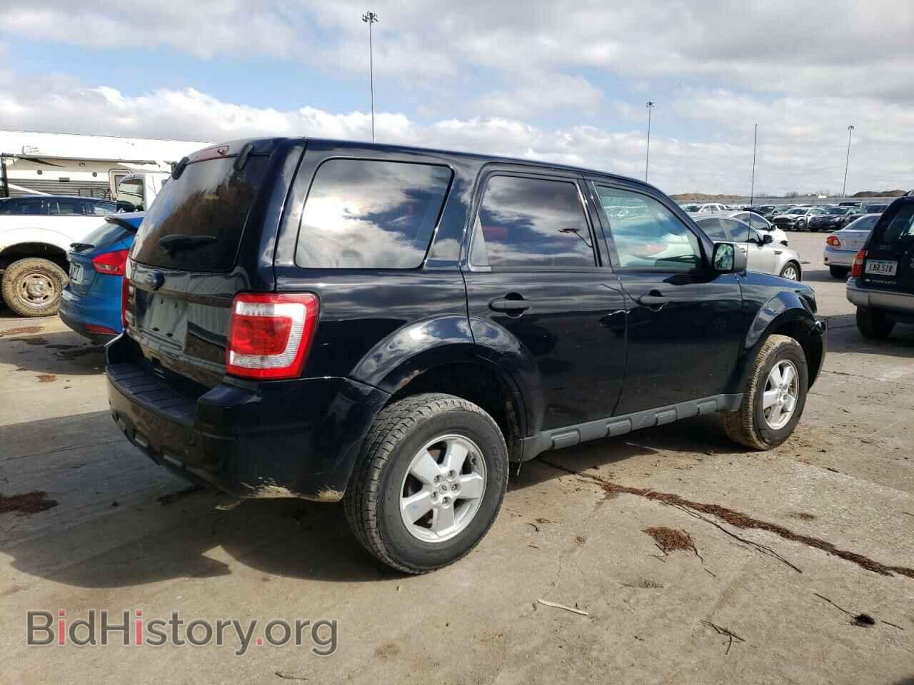 2010 FORD ESCAPE - VIN: 1FMCU0C76AKC79014 - Фото 3