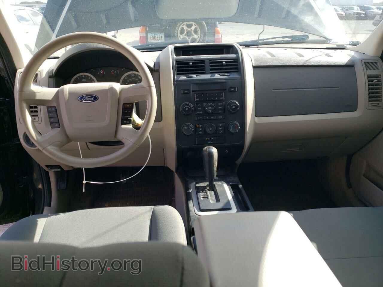 2010 FORD ESCAPE - VIN: 1FMCU0C76AKC79014 - Фото 8