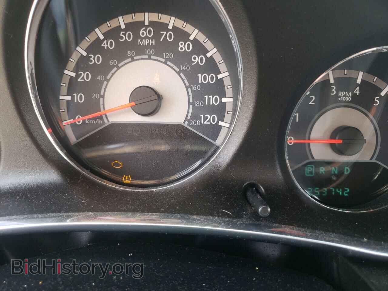 2014 CHRYSLER 200 - VIN: 1C3CCBAB6EN142125 - Фото 9