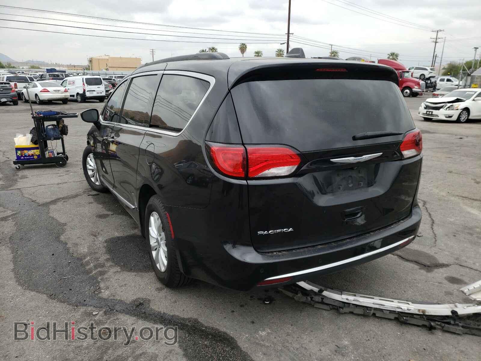 2017 CHRYSLER PACIFICA - VIN: 2C4RC1BG2HR837526 - Фото 3