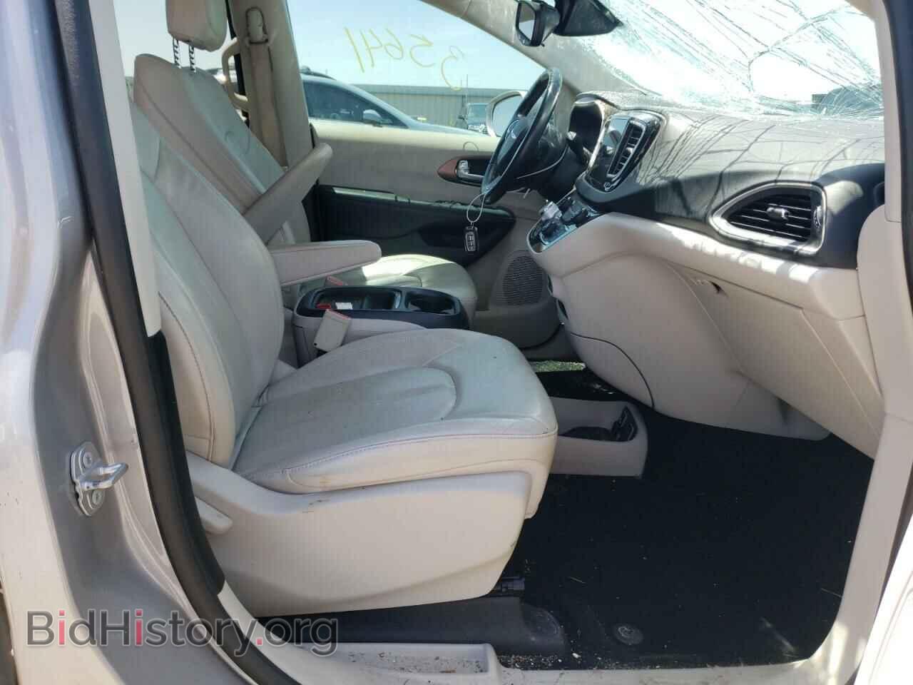 2017 CHRYSLER PACIFICA - VIN: 2C4RC1BG1HR705681 - Фото 5