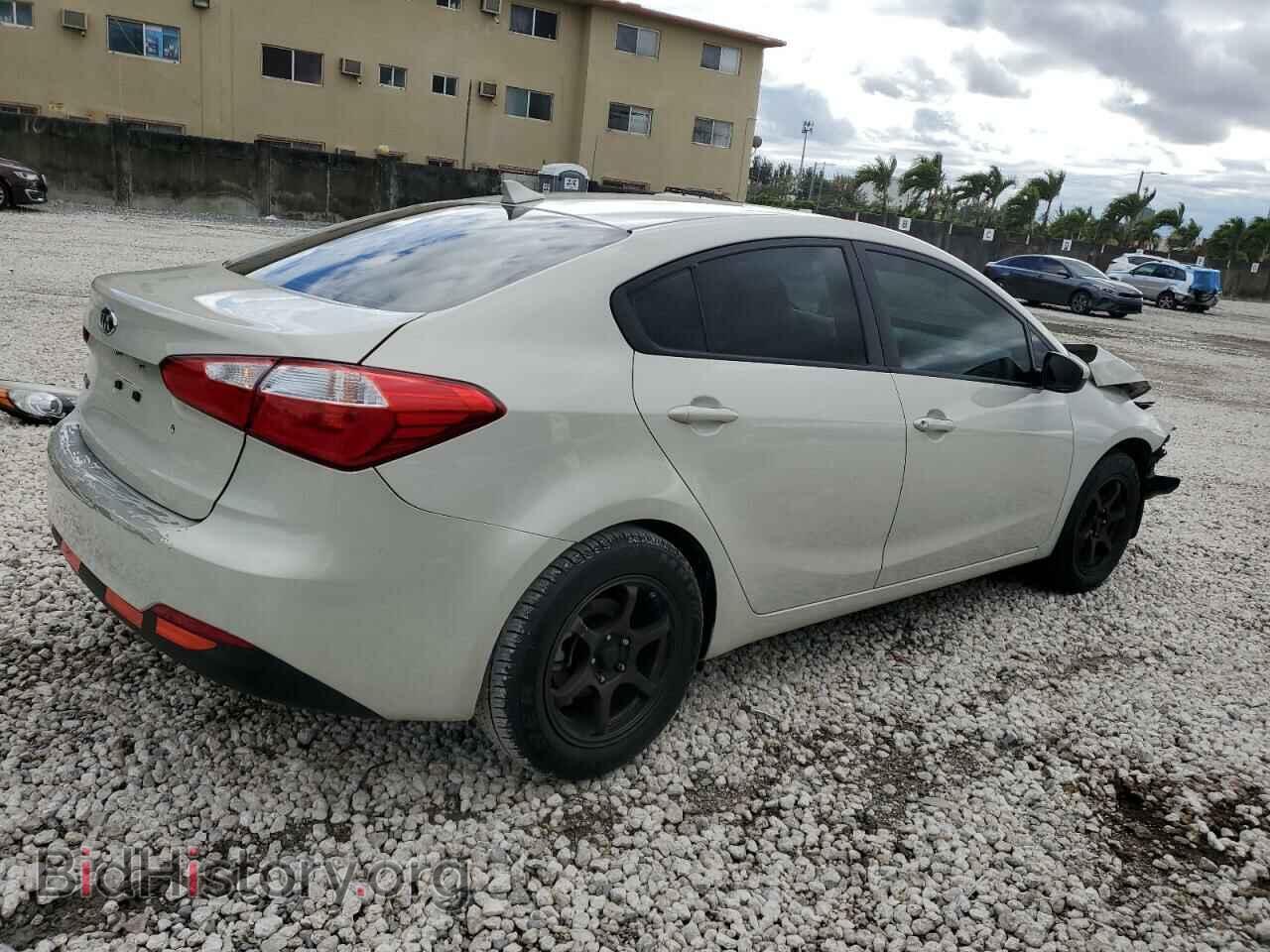 2015 KIA FORTE - VIN: KNAFK4A65F5327596 - Фото 3